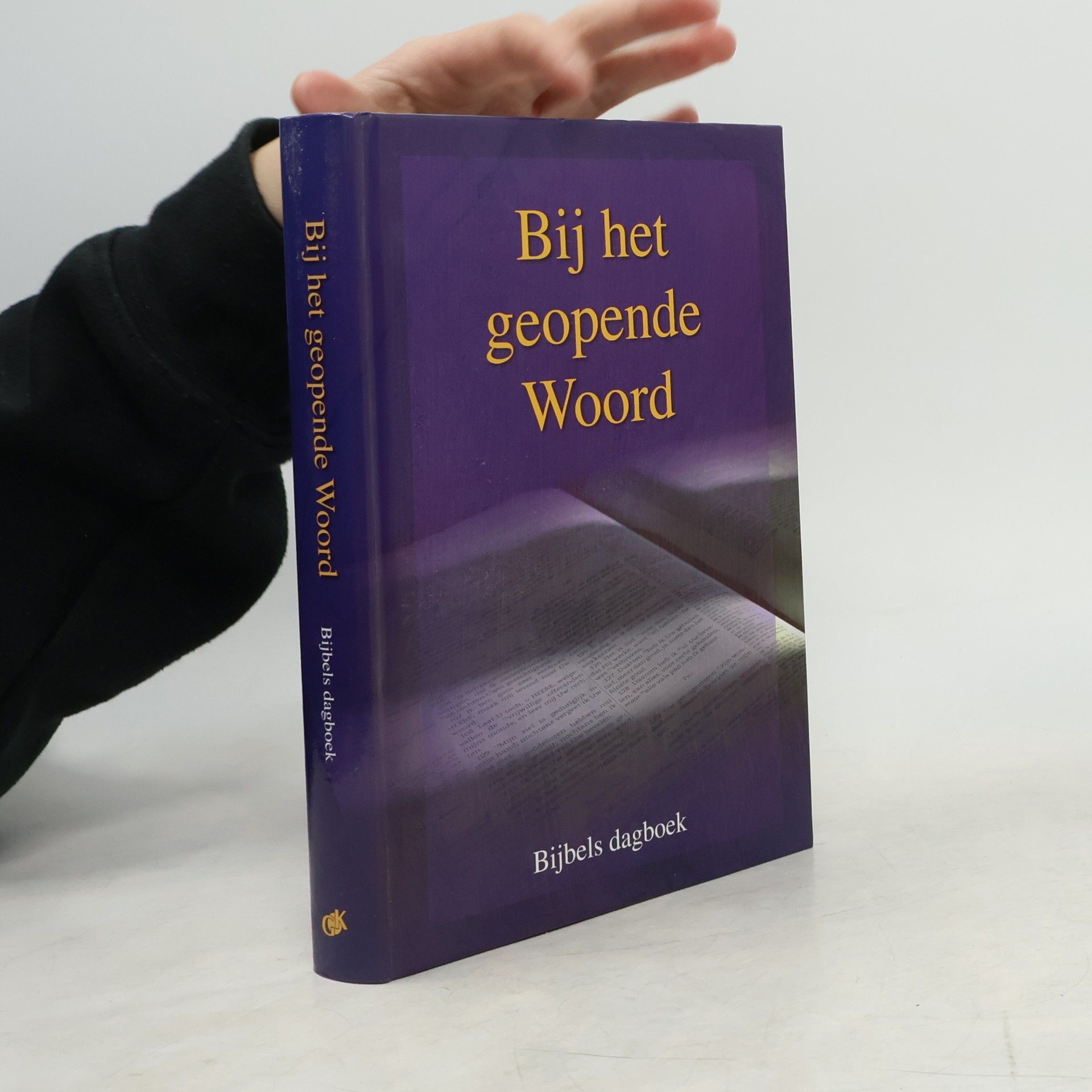 Auteurscollectief Bij het geopende Woord
