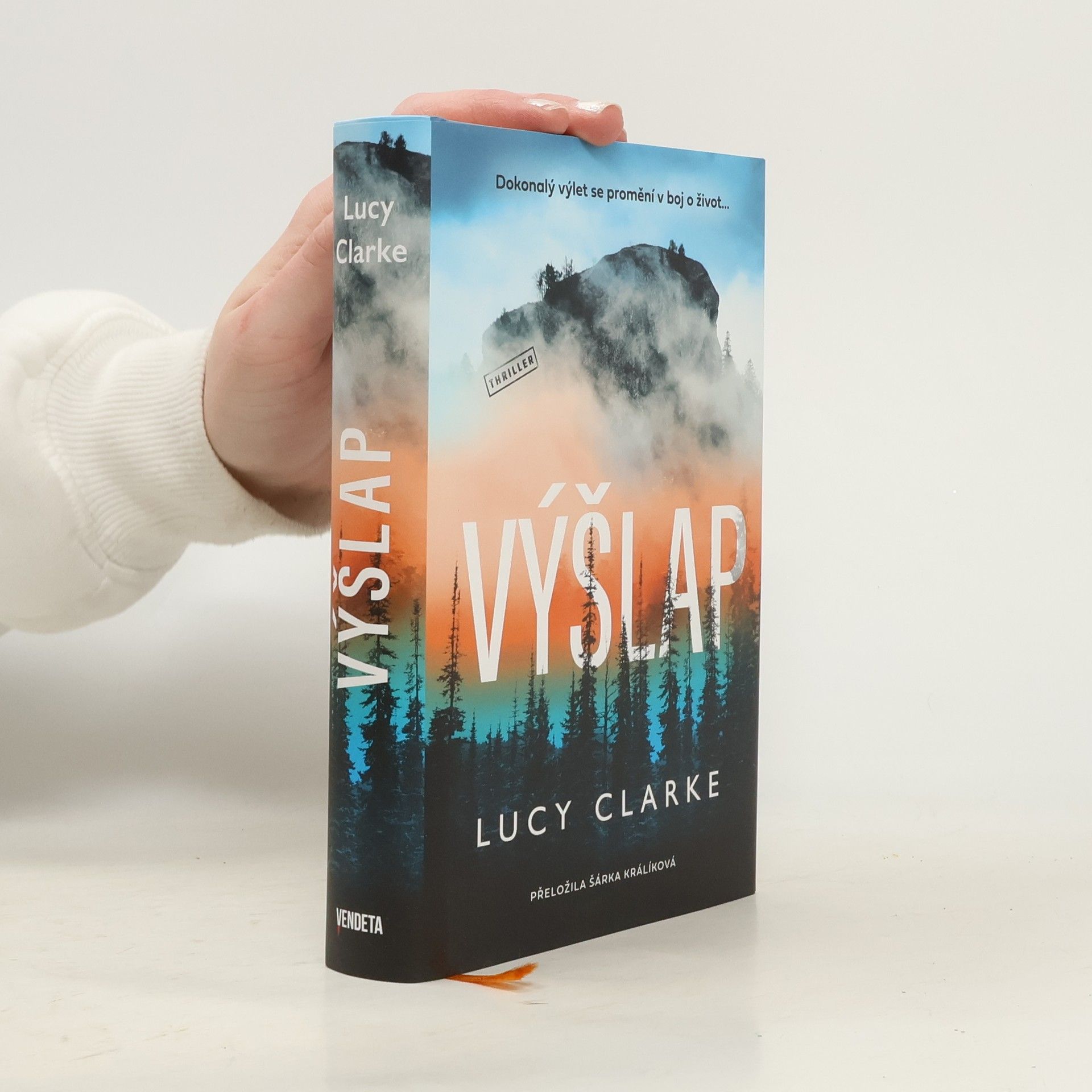 Lucy Clarke Výšlap