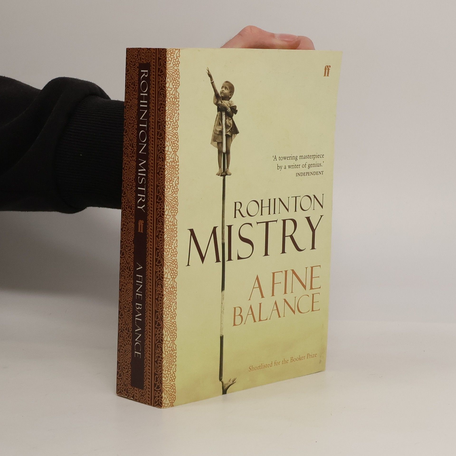 Rohinton Mistry A fine balance