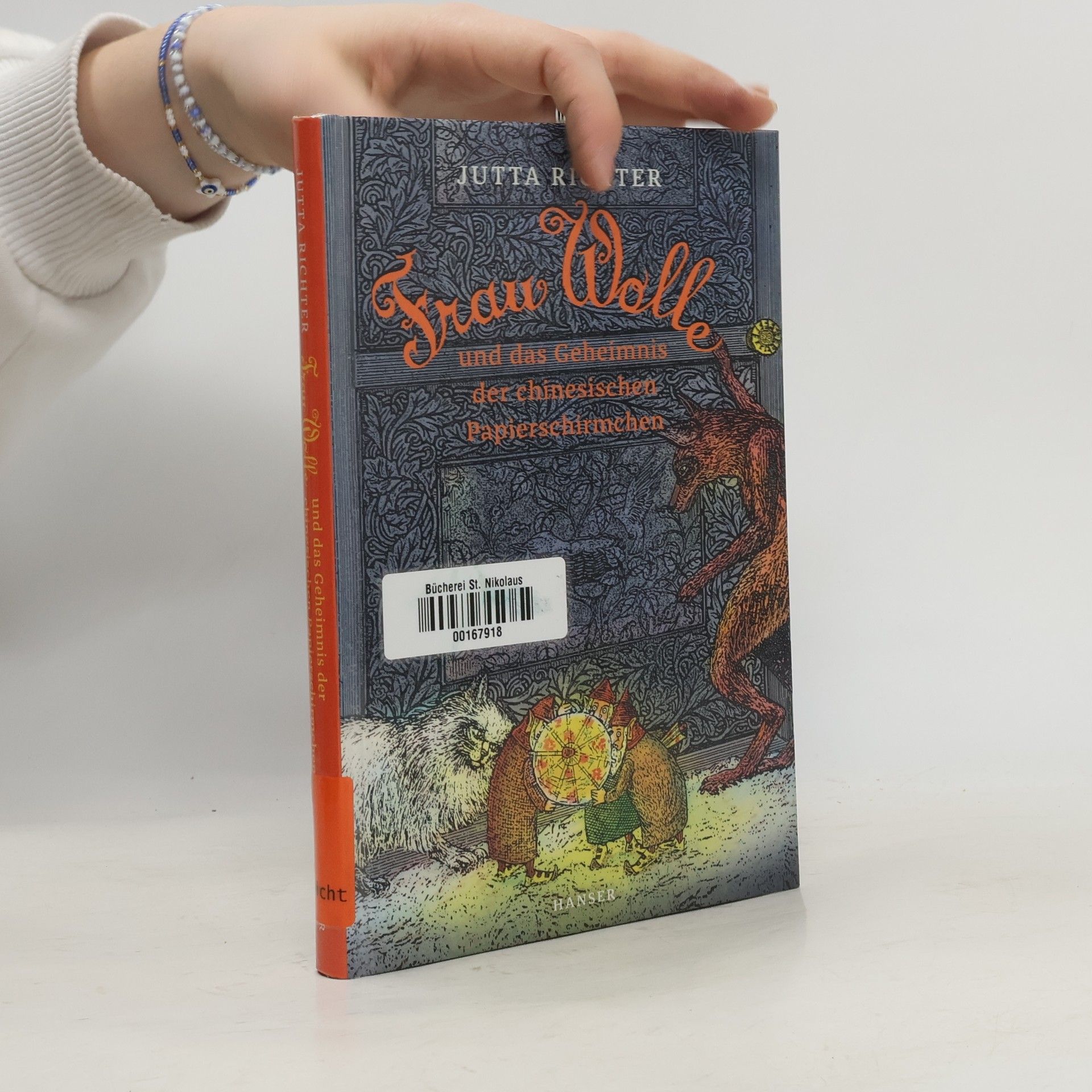 Frau Wolle und das Geheimnis der chinesischen Papierschirmchen