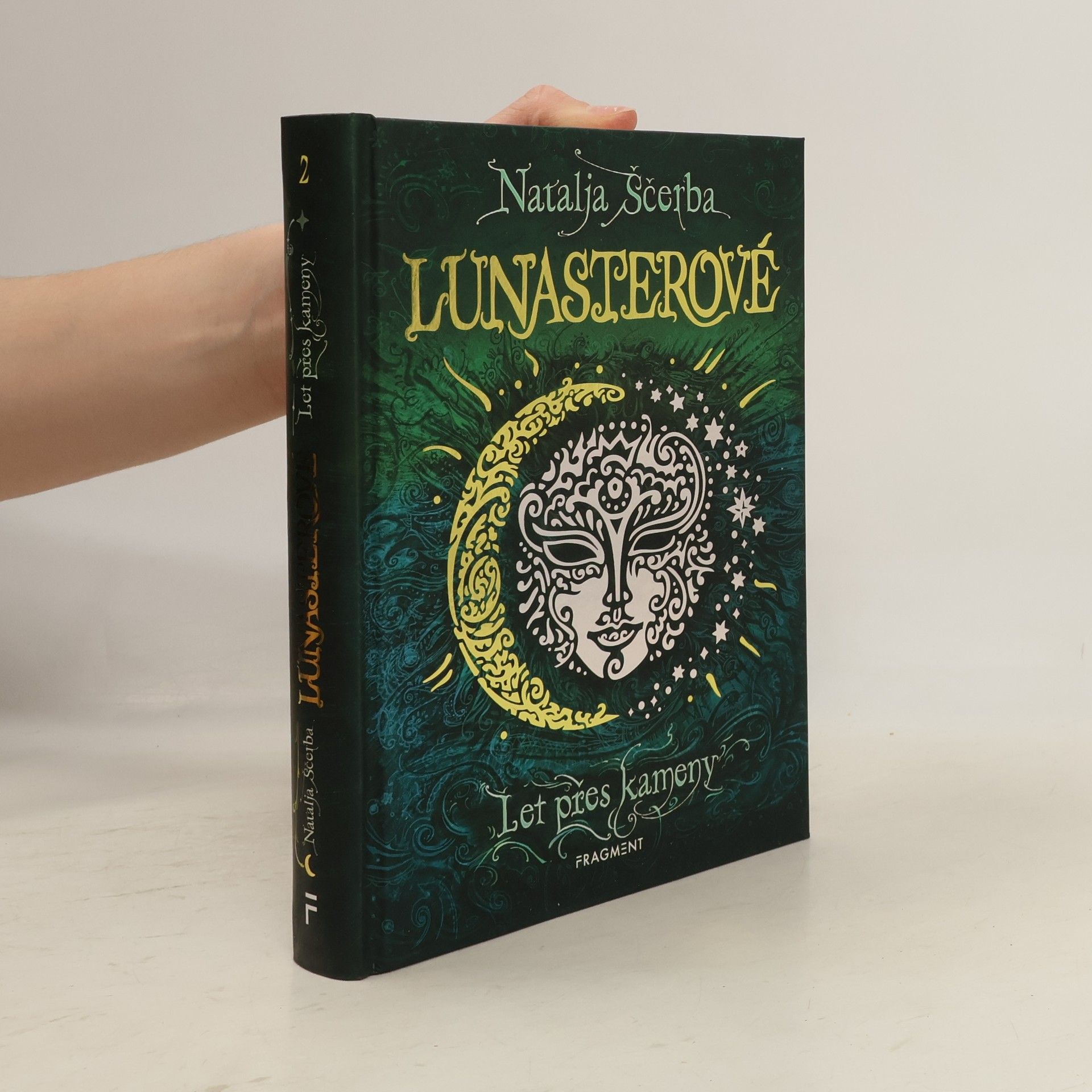 Natalja Ščerba Let přes kameny