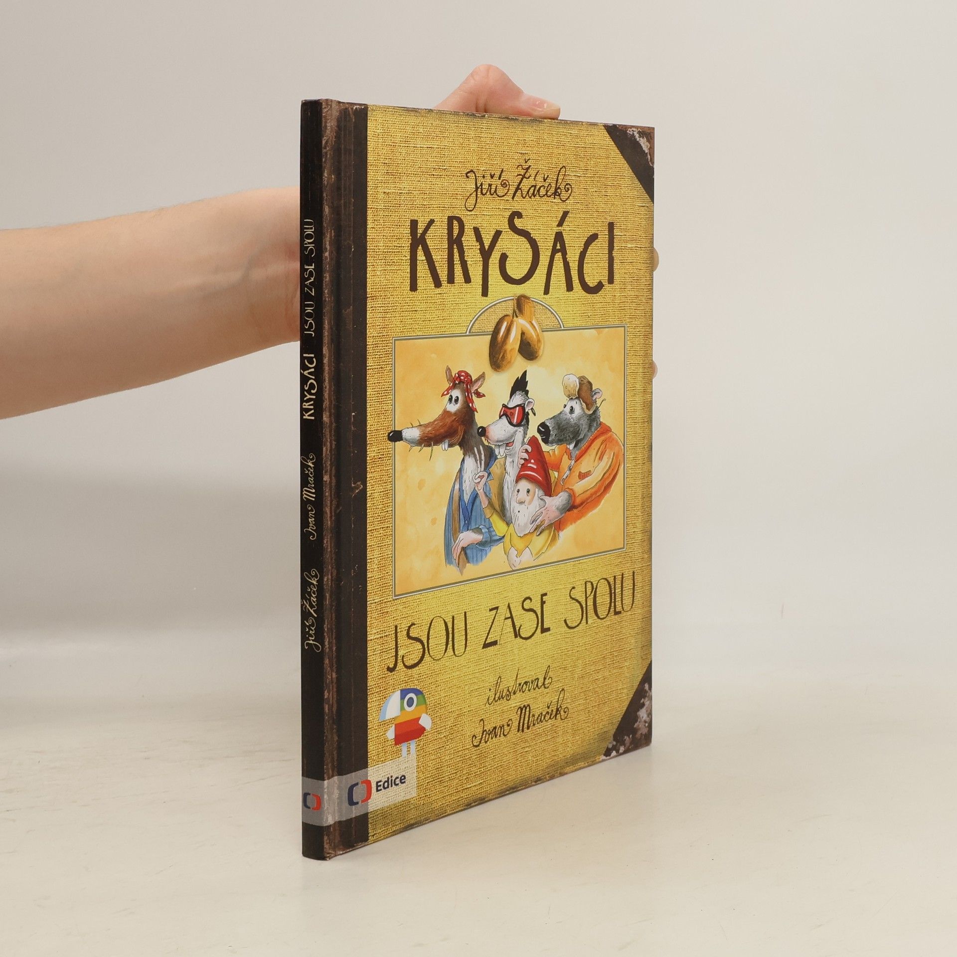 Krysáci jsou zase spolu