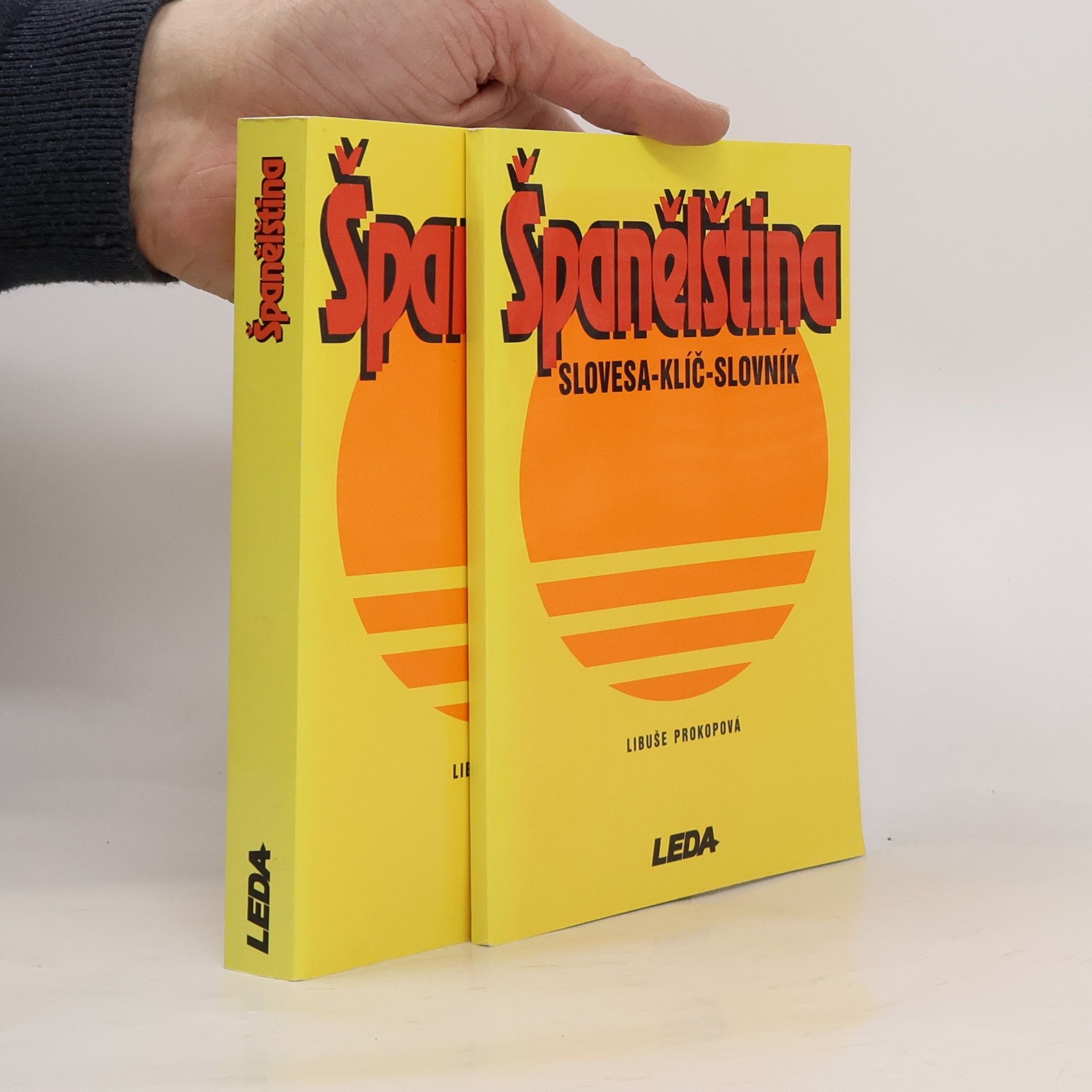 Libuše Prokopová Španělština. Učebnice a slovesa-klíč-slovník