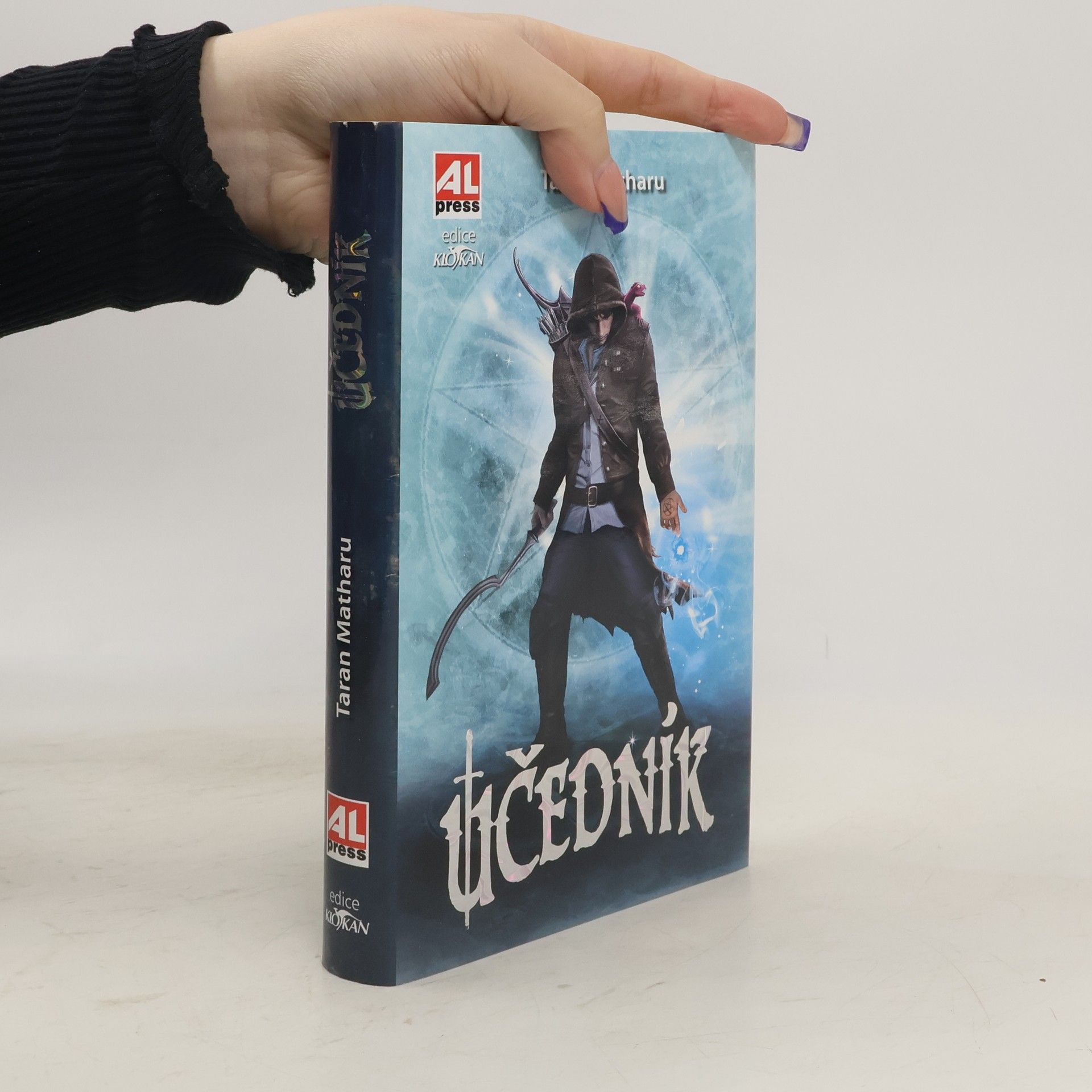 Taran Matharu Učedník