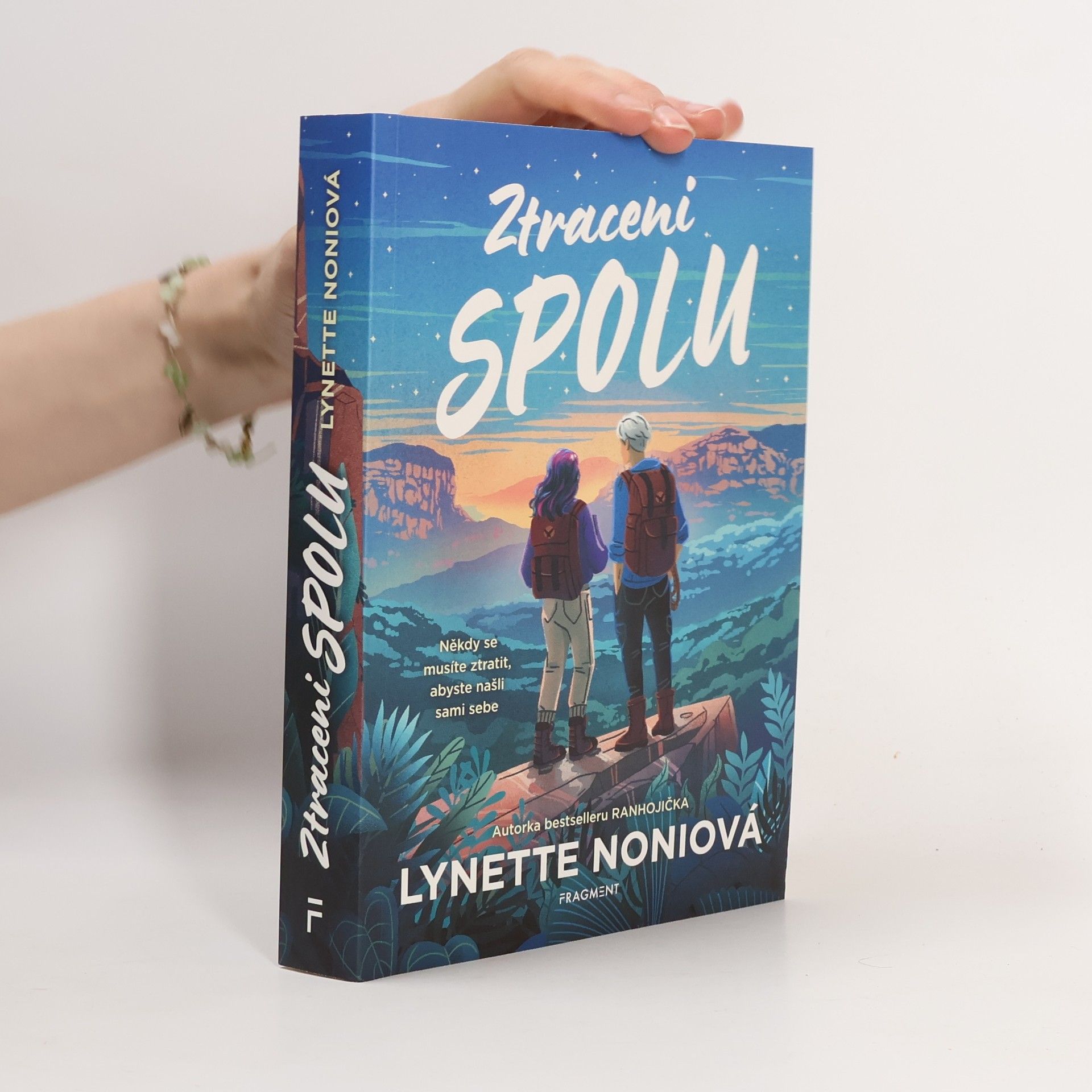 Lynette Noni Ztraceni spolu