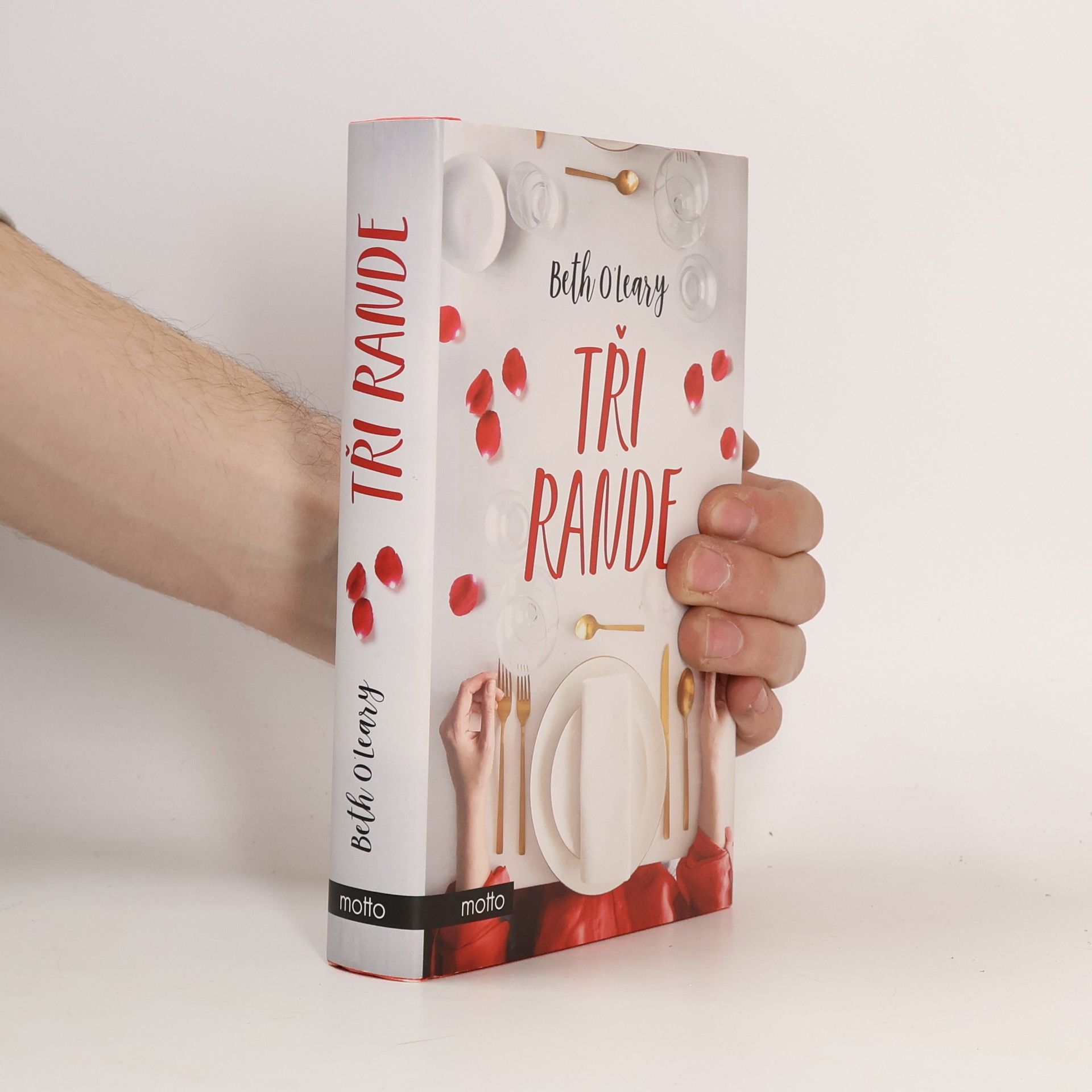 Beth O'Leary Tři rande