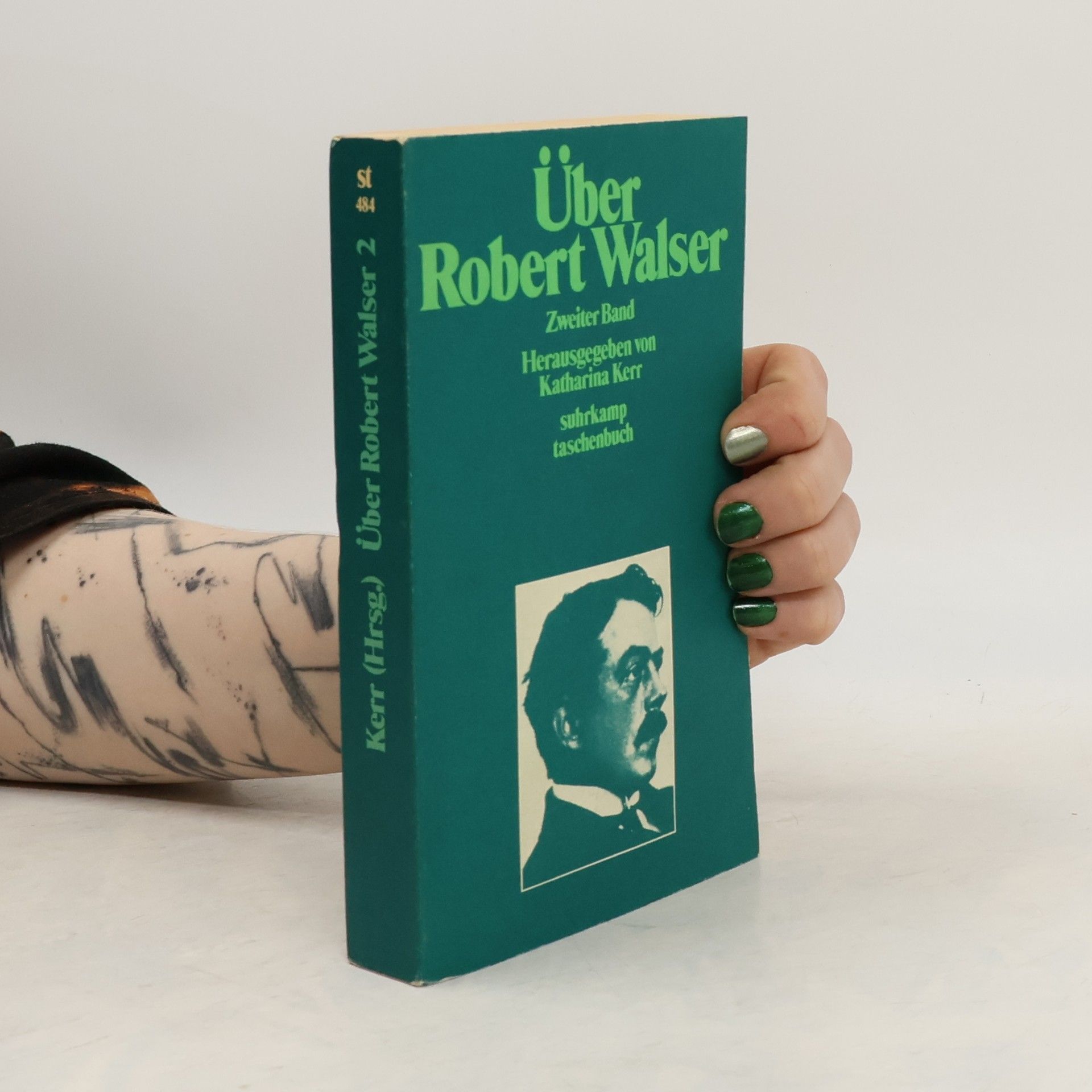 Katharina Kerr Über Robert Walser