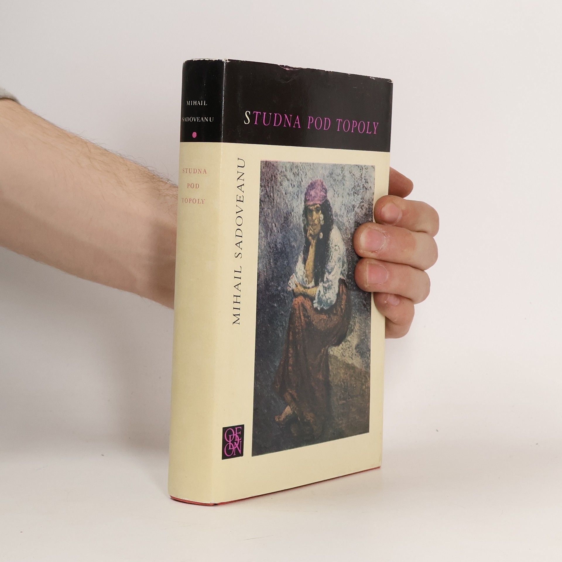 Mihail Sadoveanu Studna pod topoly