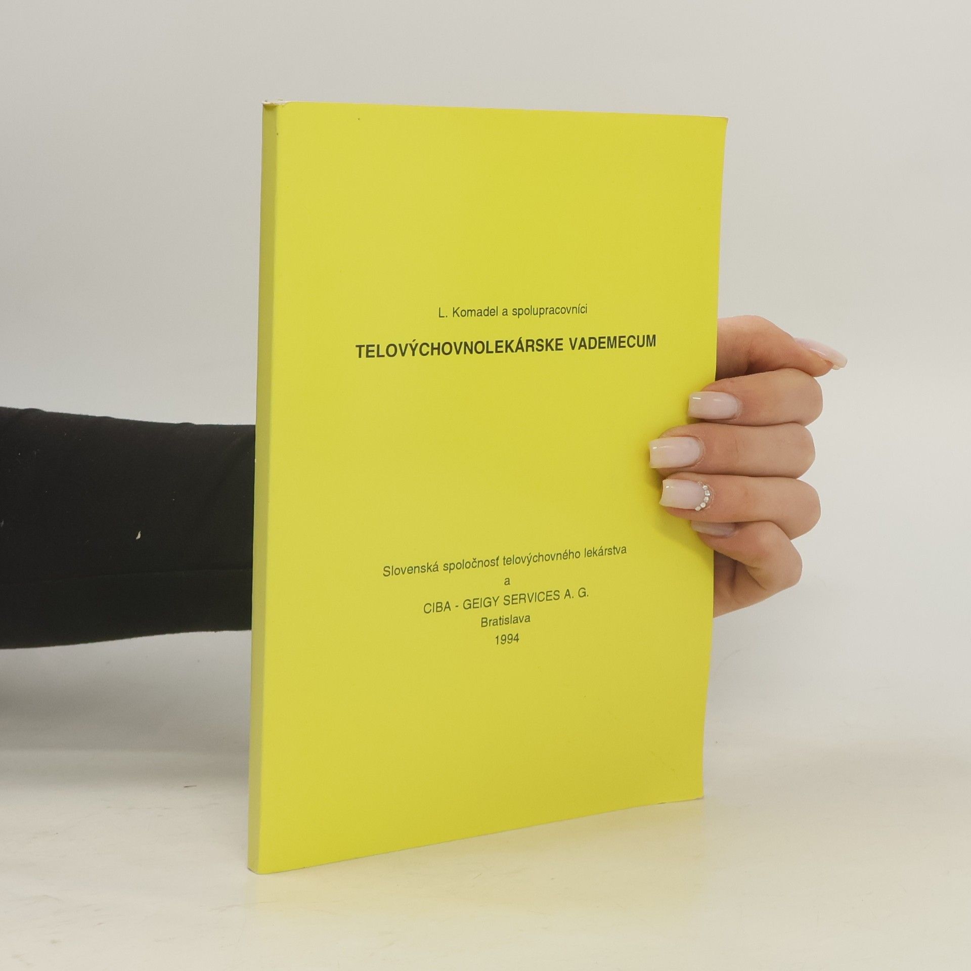 L. Komadel Telovýchovnolekárenske vademecum