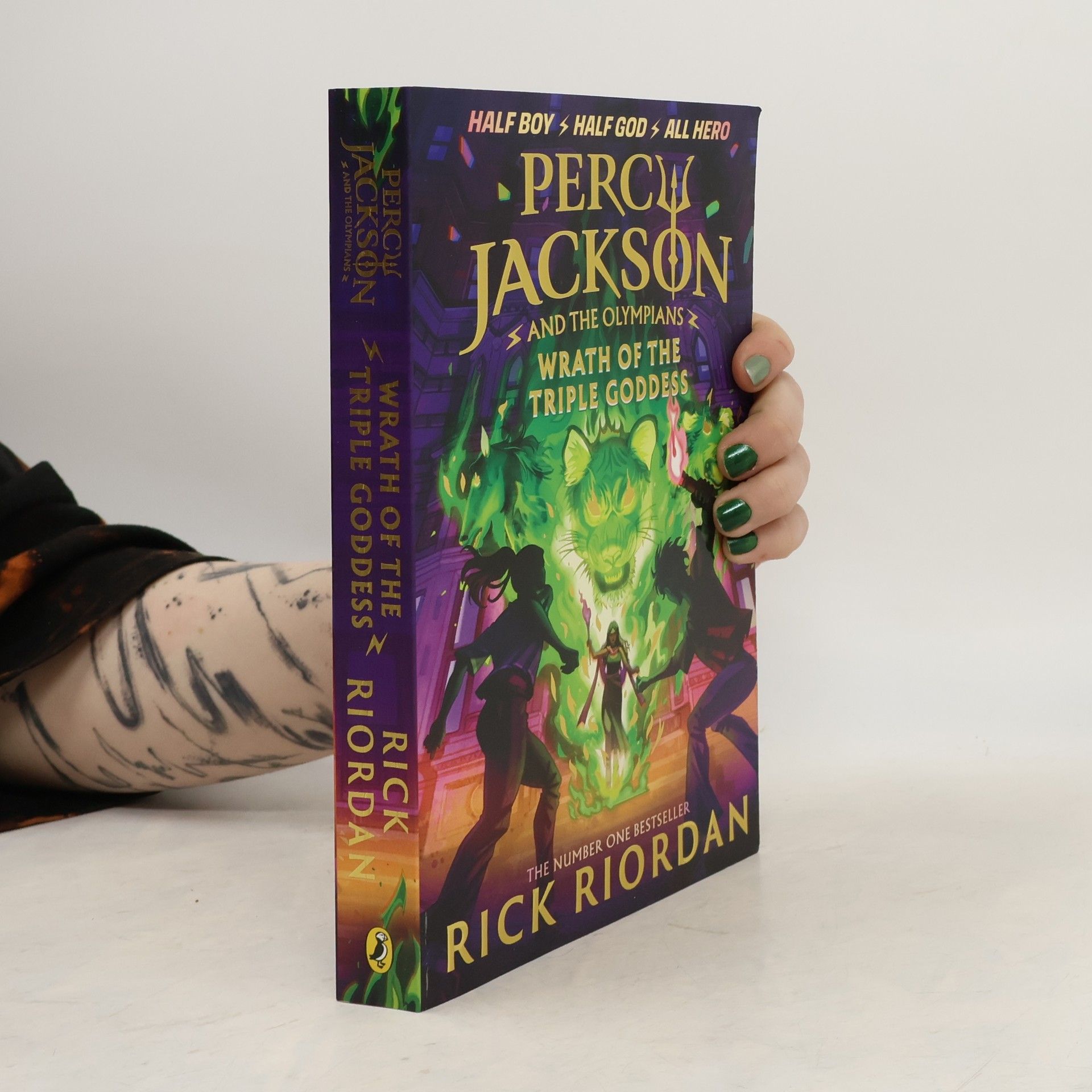 Rick Riordan Percy Jackson and the Olympians: Wrath of the Triple Goddess