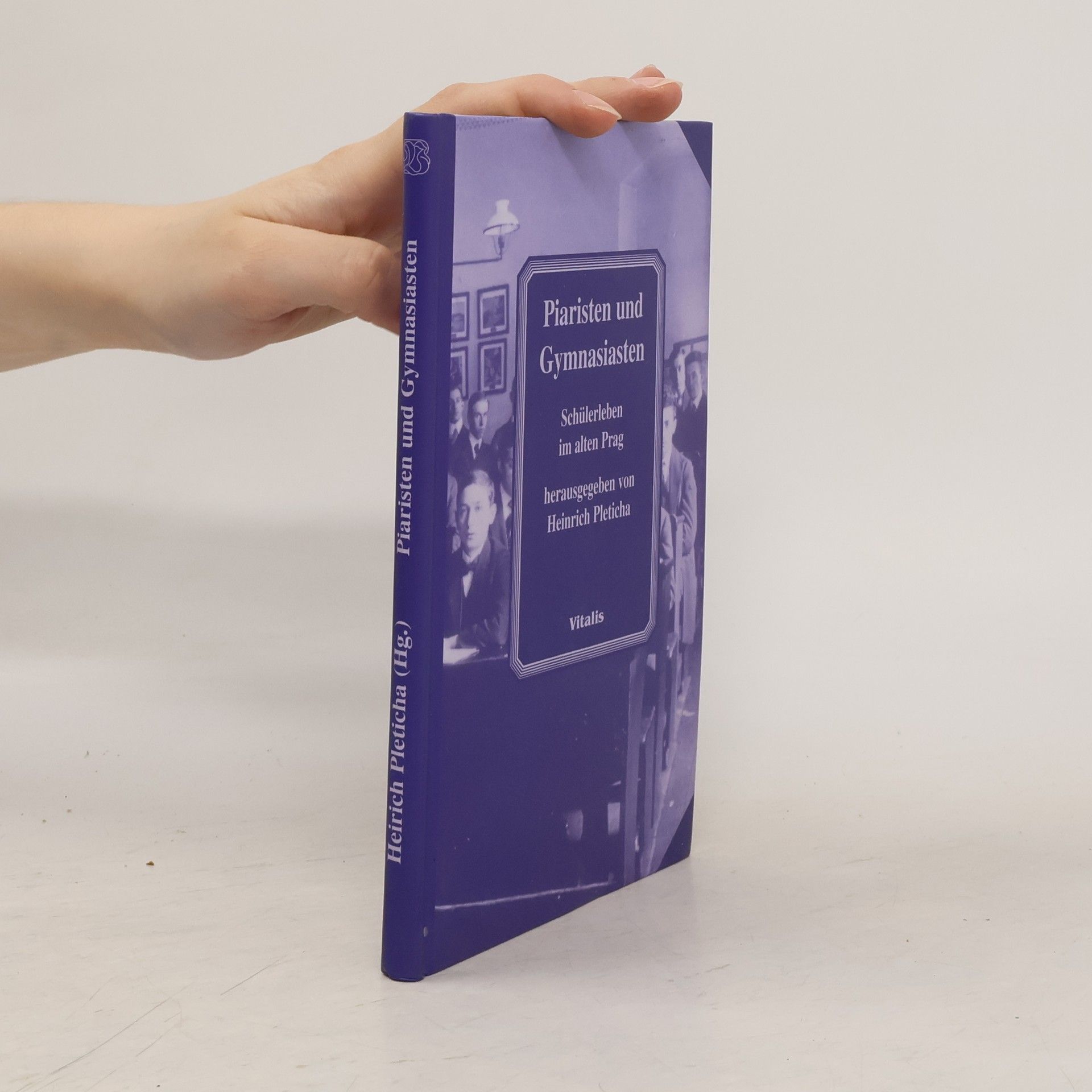 Heinrich Pleticha Bibliotheca Bohemica: Piaristen und Gymnasiasten