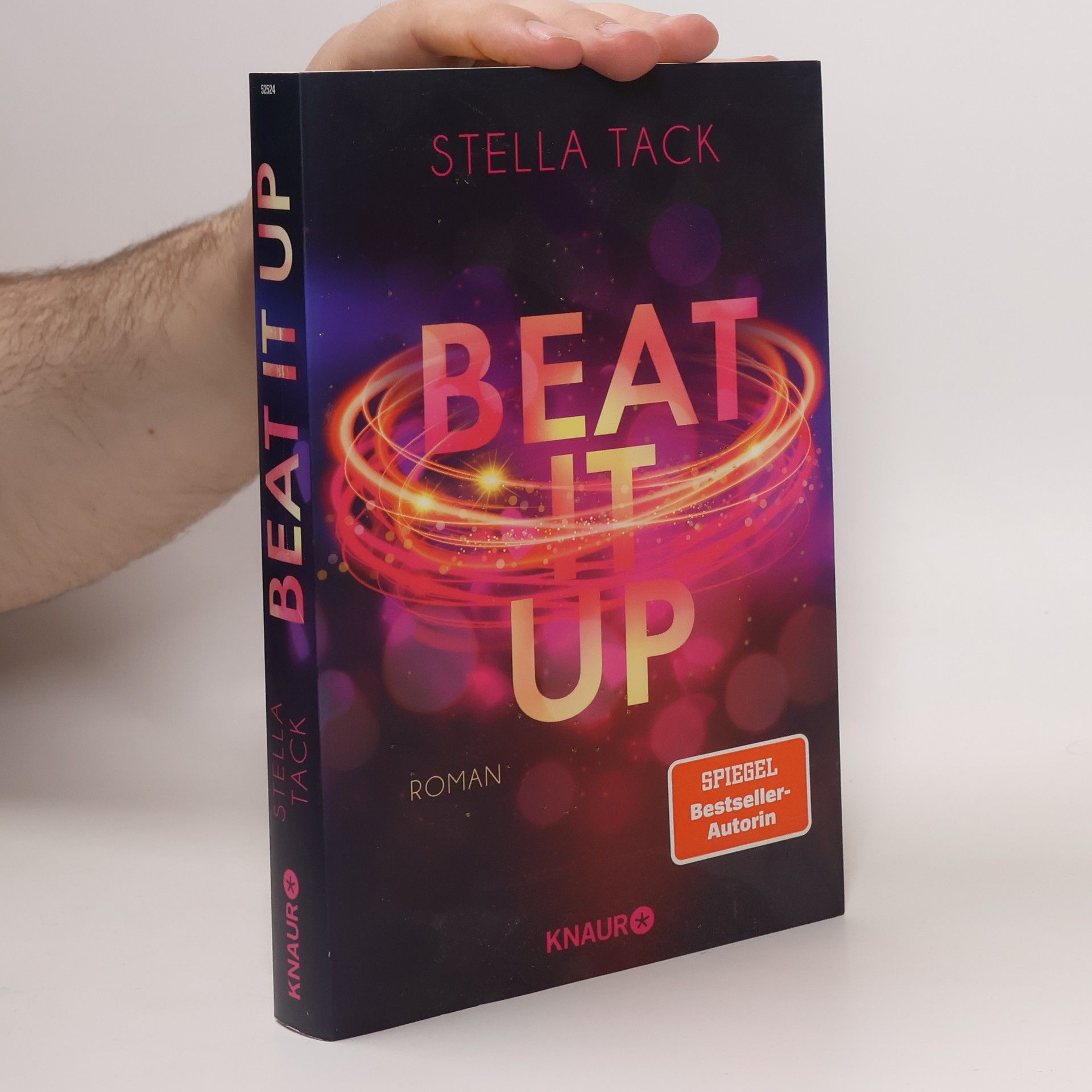 Stella Tack Beat It Up