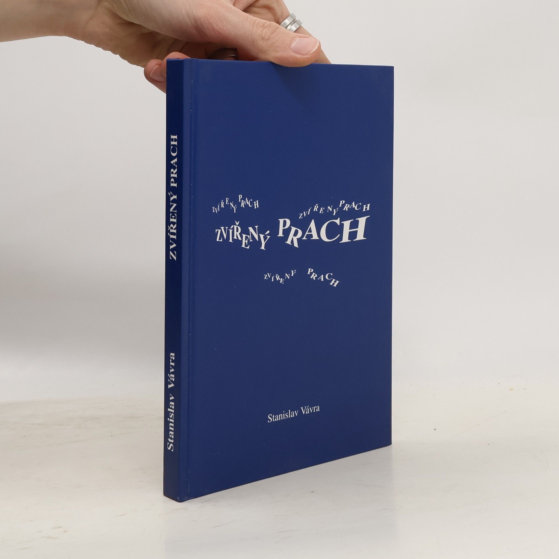 Stanislav Vávra Zvířený prach