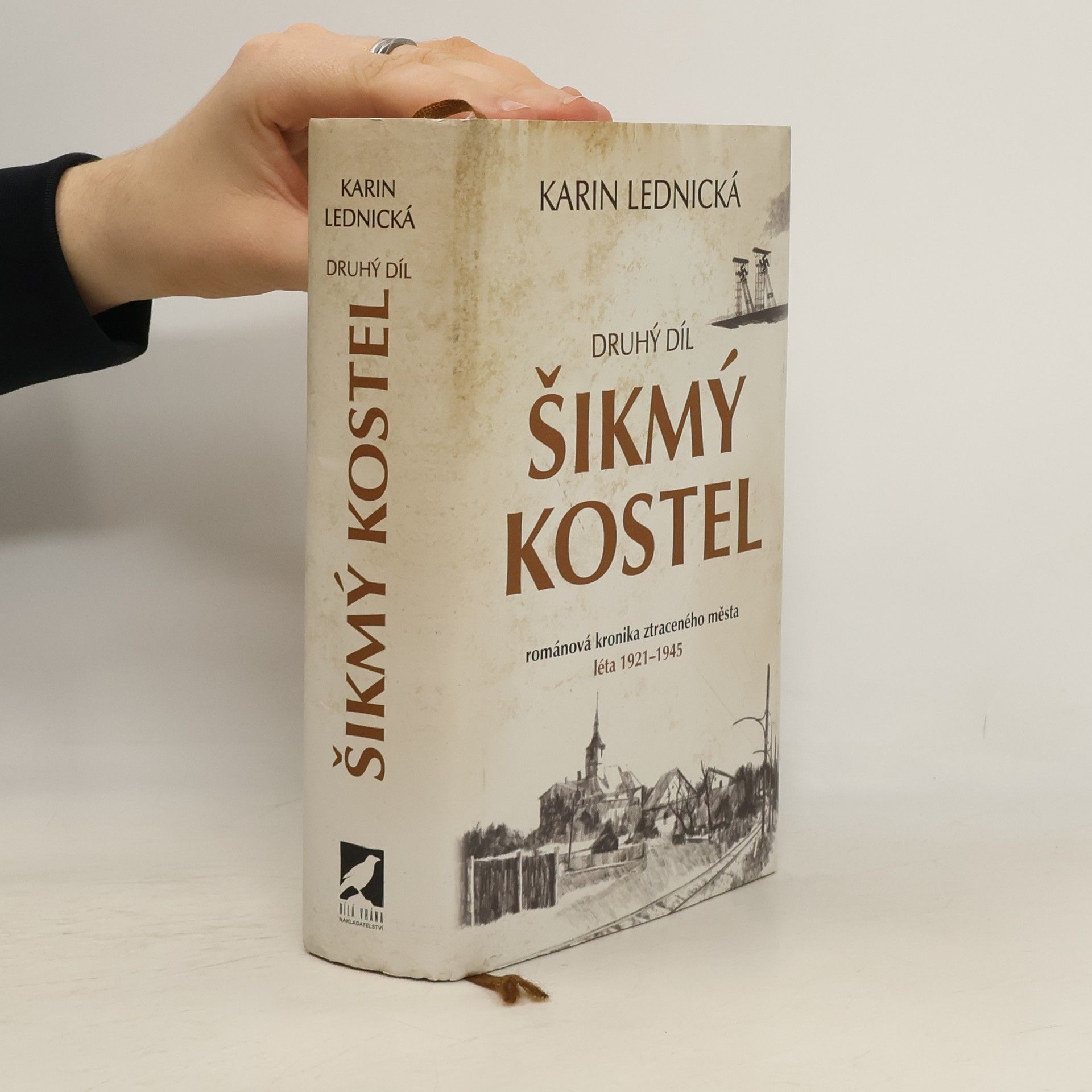 Karin Lednická Šikmý kostel 2