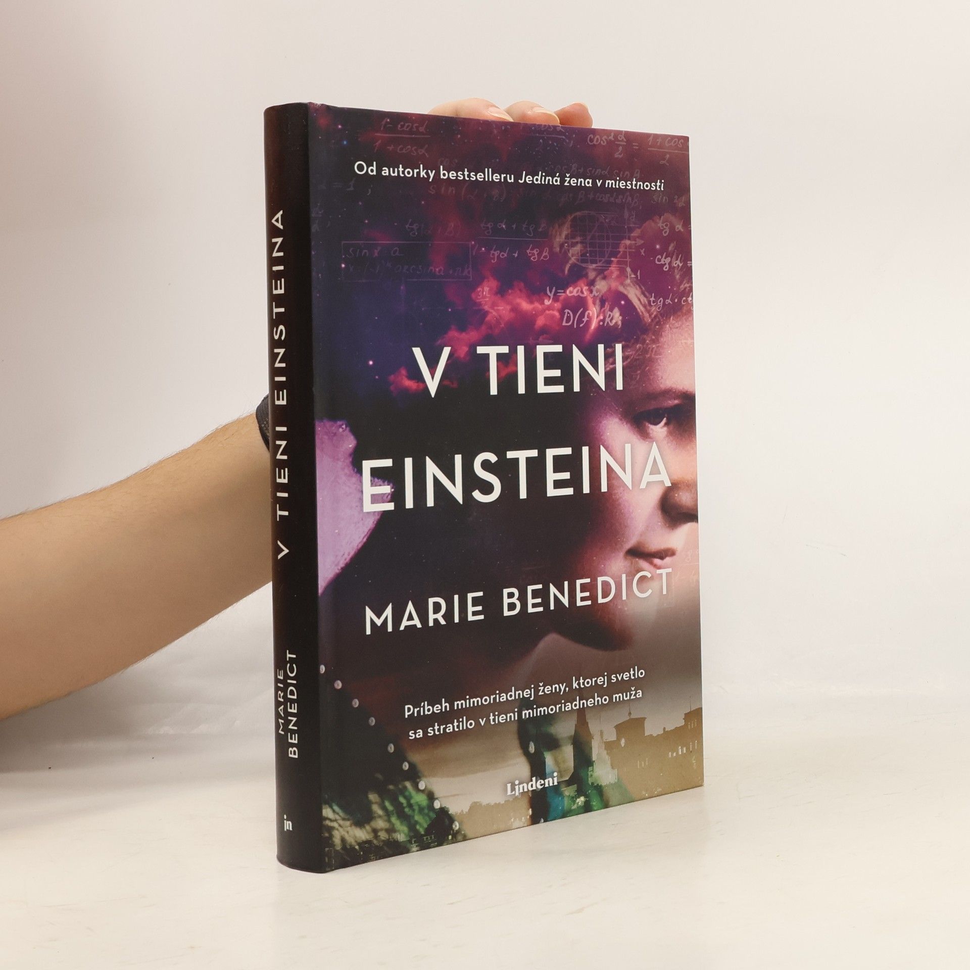 Marie Benedict V tieni Einsteina