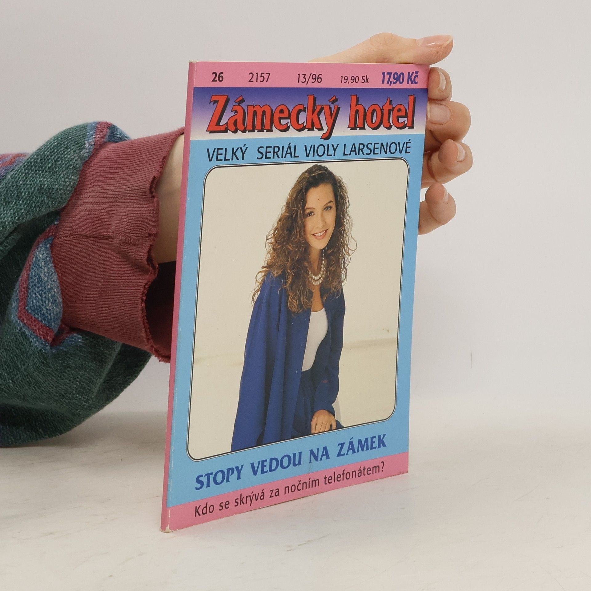 Viola Larsen Stopy vedou na zámek