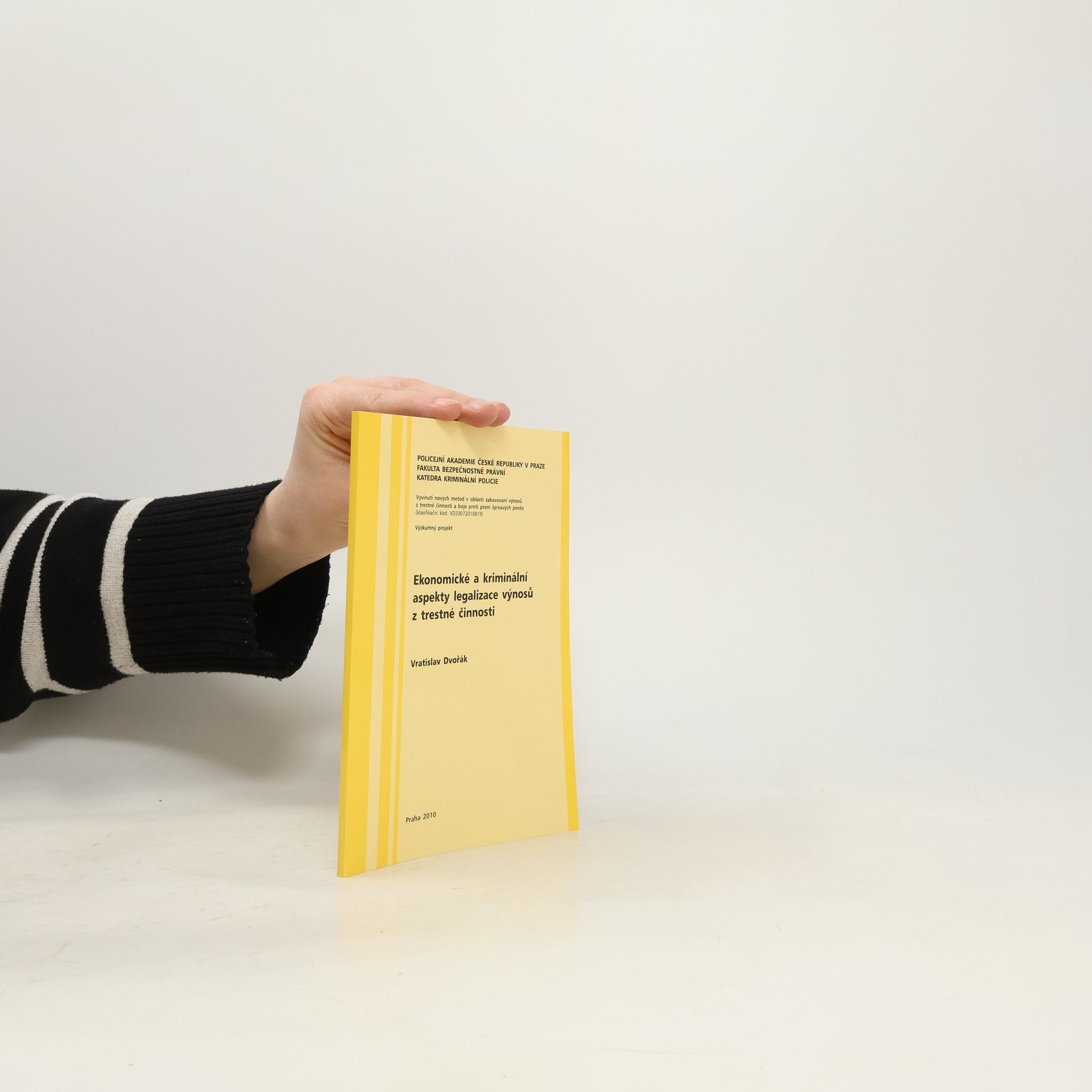 Ekonomické a kriminální aspekty legalizace výnosů z trestné činnosti