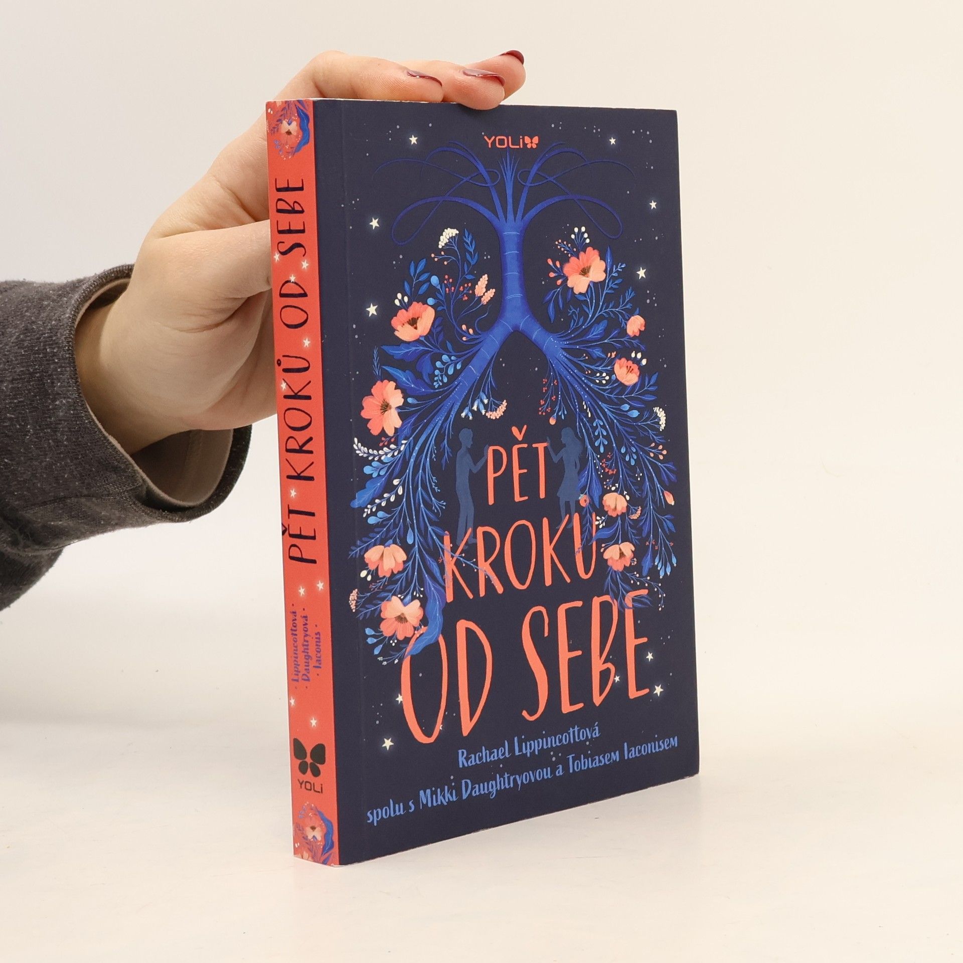 Rachael Lippincott Pět kroků od sebe