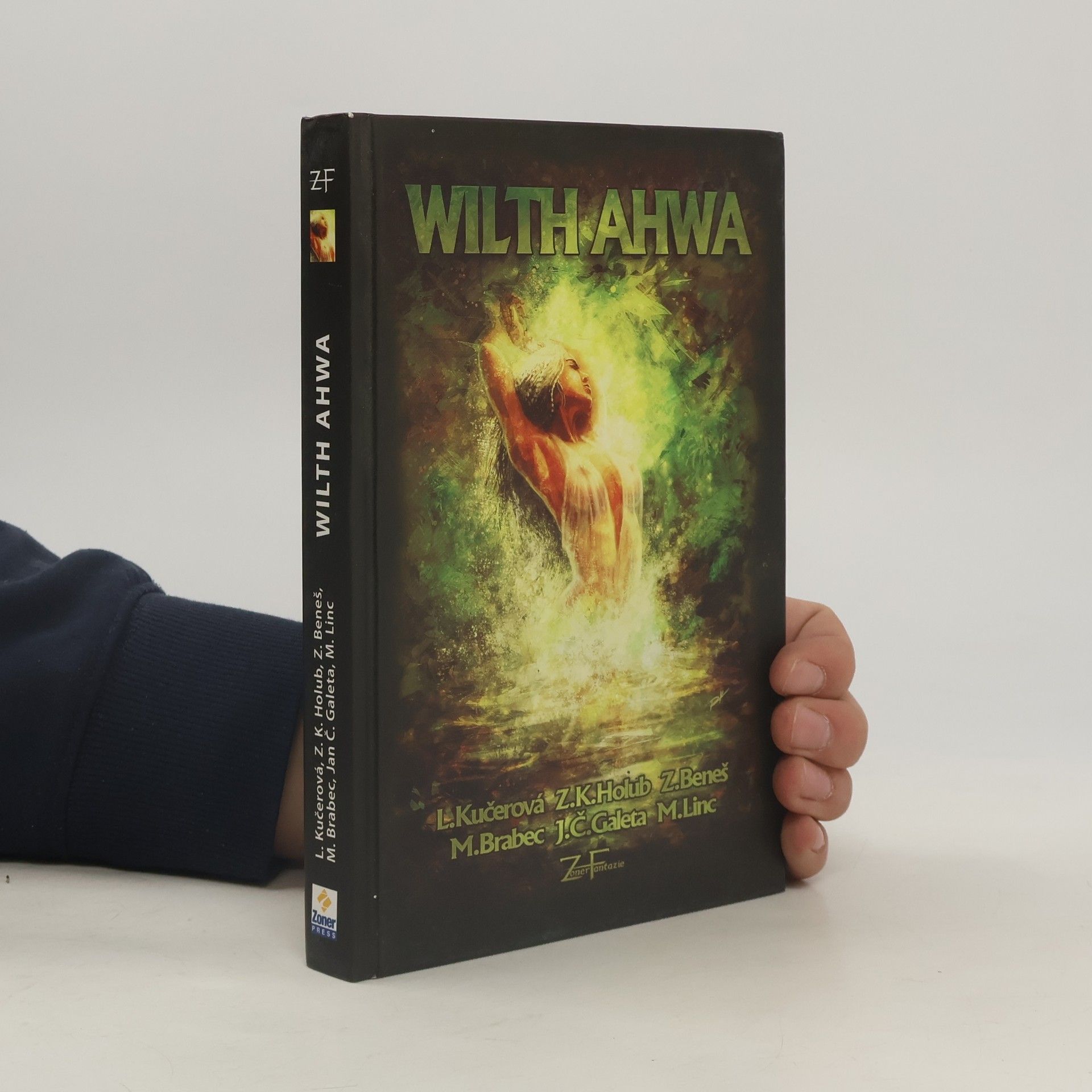 Lucie Kučerová Wilth Ahwa