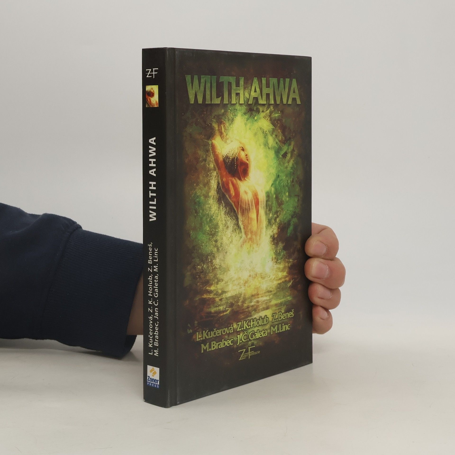 Lucie Kučerová Wilth Ahwa