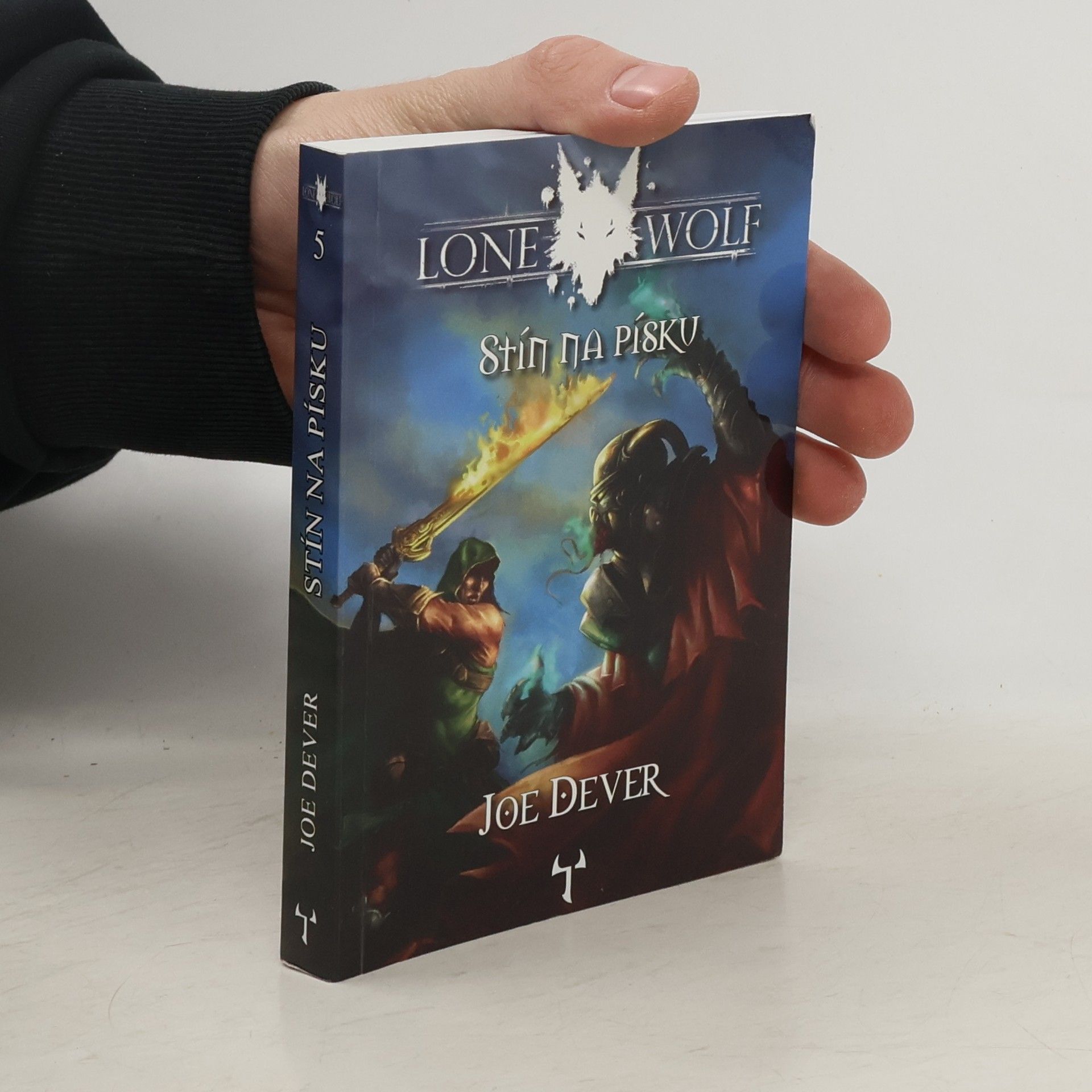 Joe Dever Lone Wolf 5: Stín na písku (gamebook)