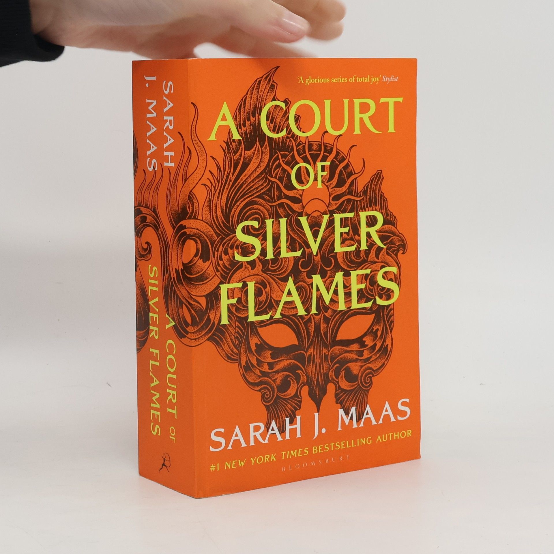 Sarah J. Maas A Court of Silver Flames