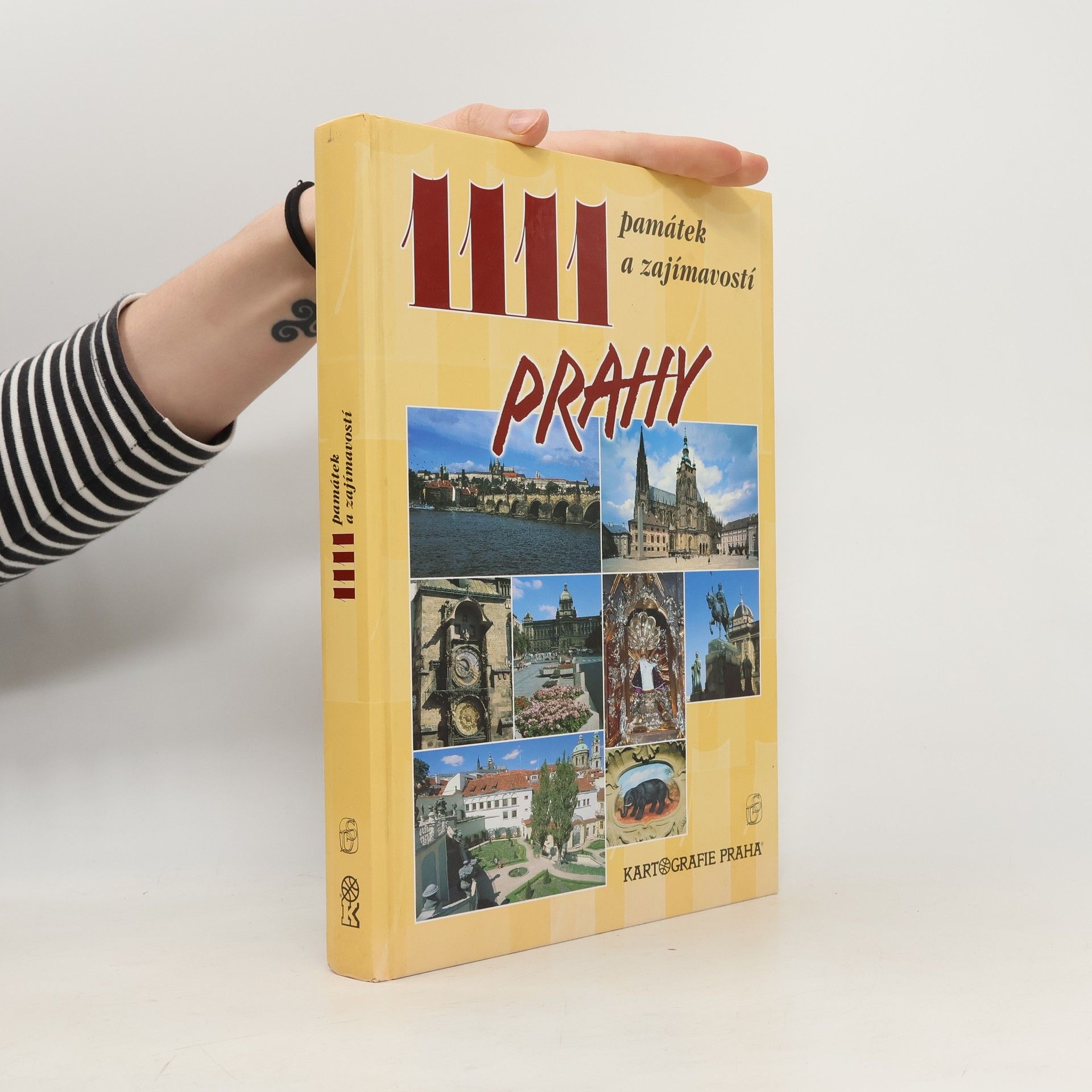 1111 památek a zajímavostí Prahy