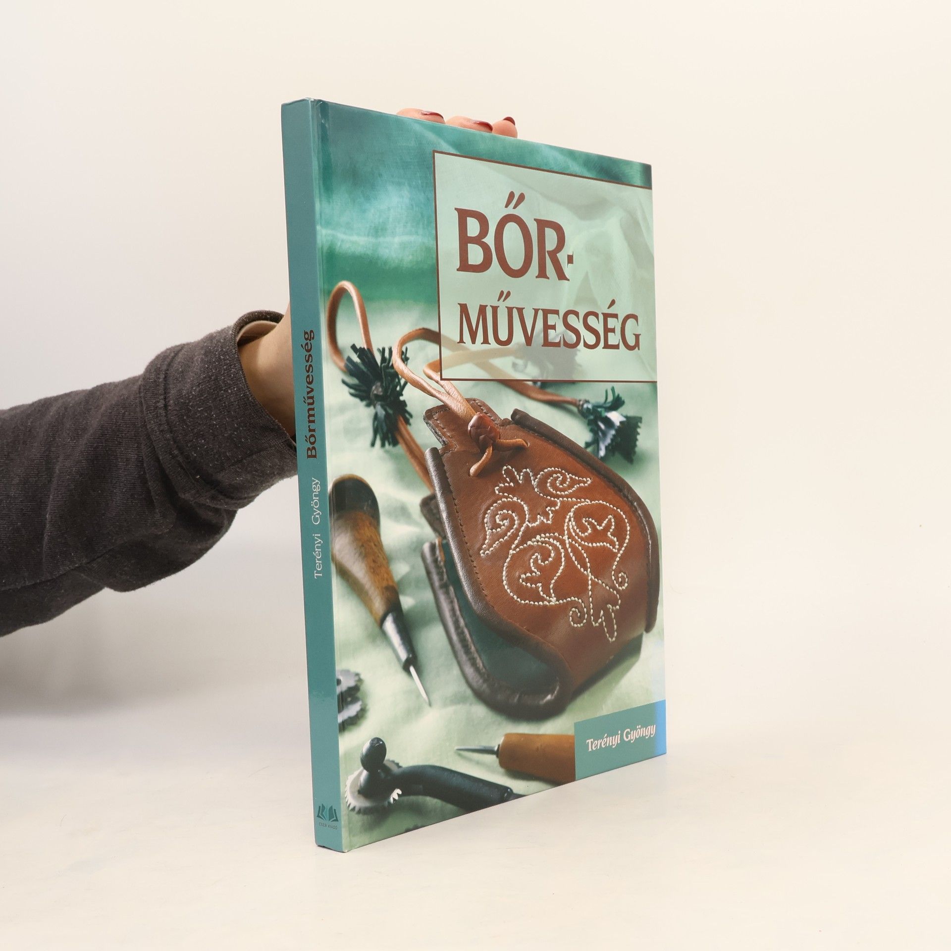 Terényi Gyöngy Börmüvesség