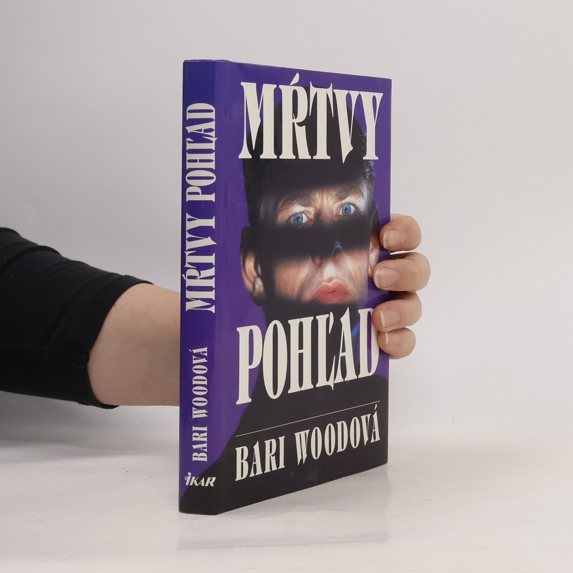 Bari Wood Mŕtvy pohľad