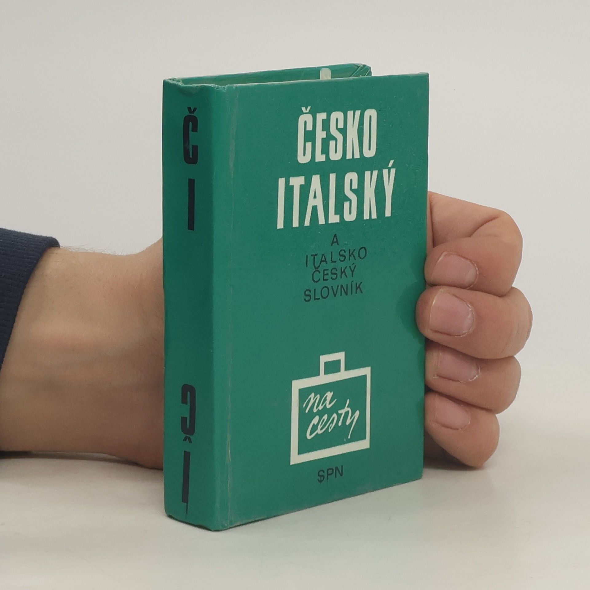 Hana Benešová Česko-italský a italsko-český slovník na cesty