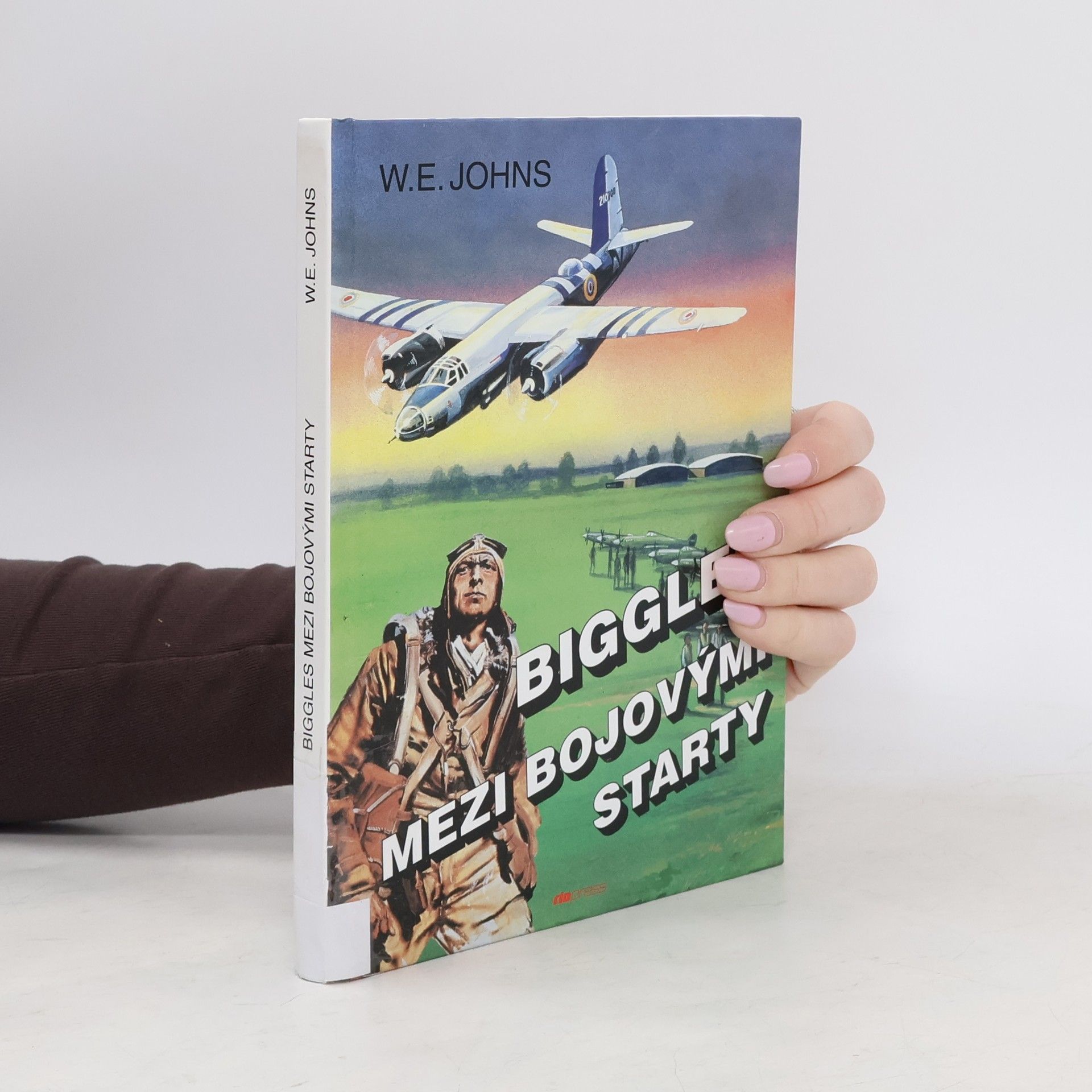 Biggles mezi bojovými starty