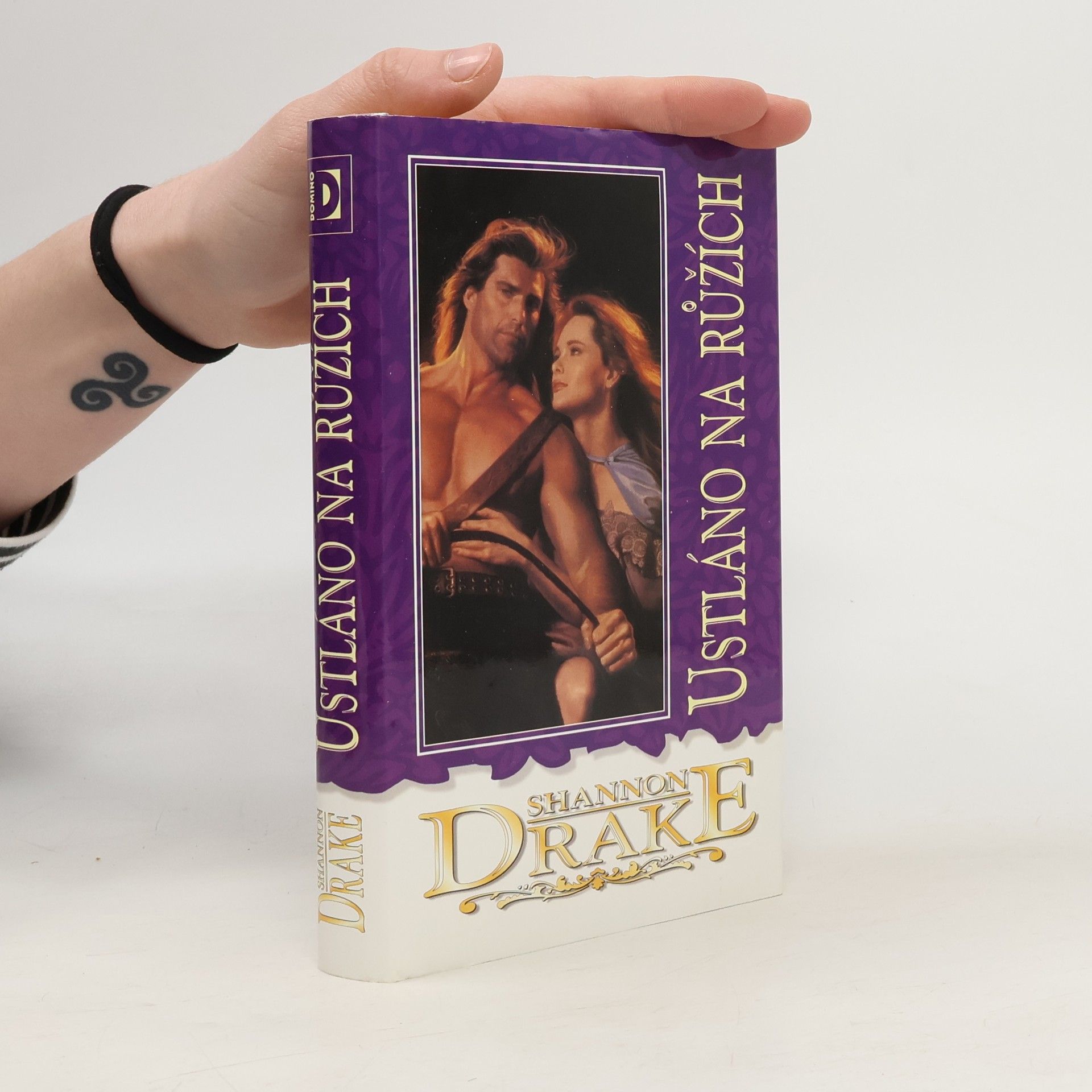 Heather Graham Pozzessere Ustláno na růžích