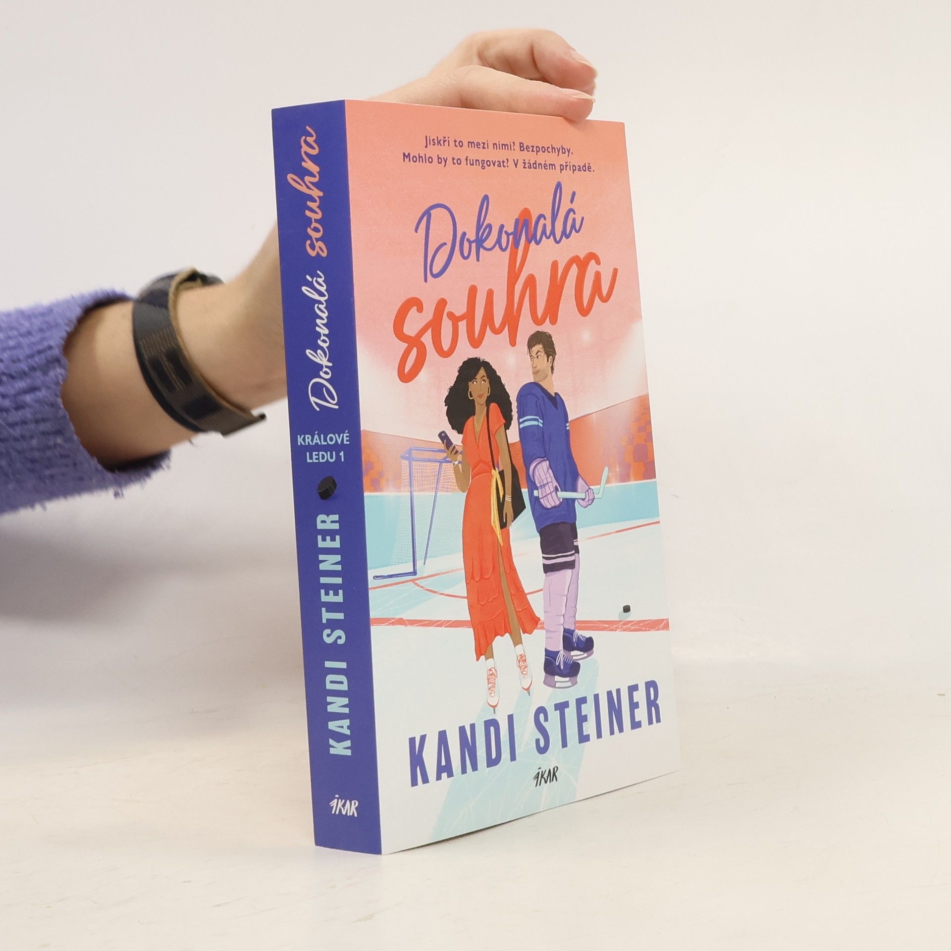 Kandi Steiner Králové ledu. 1, Dokonalá souhra