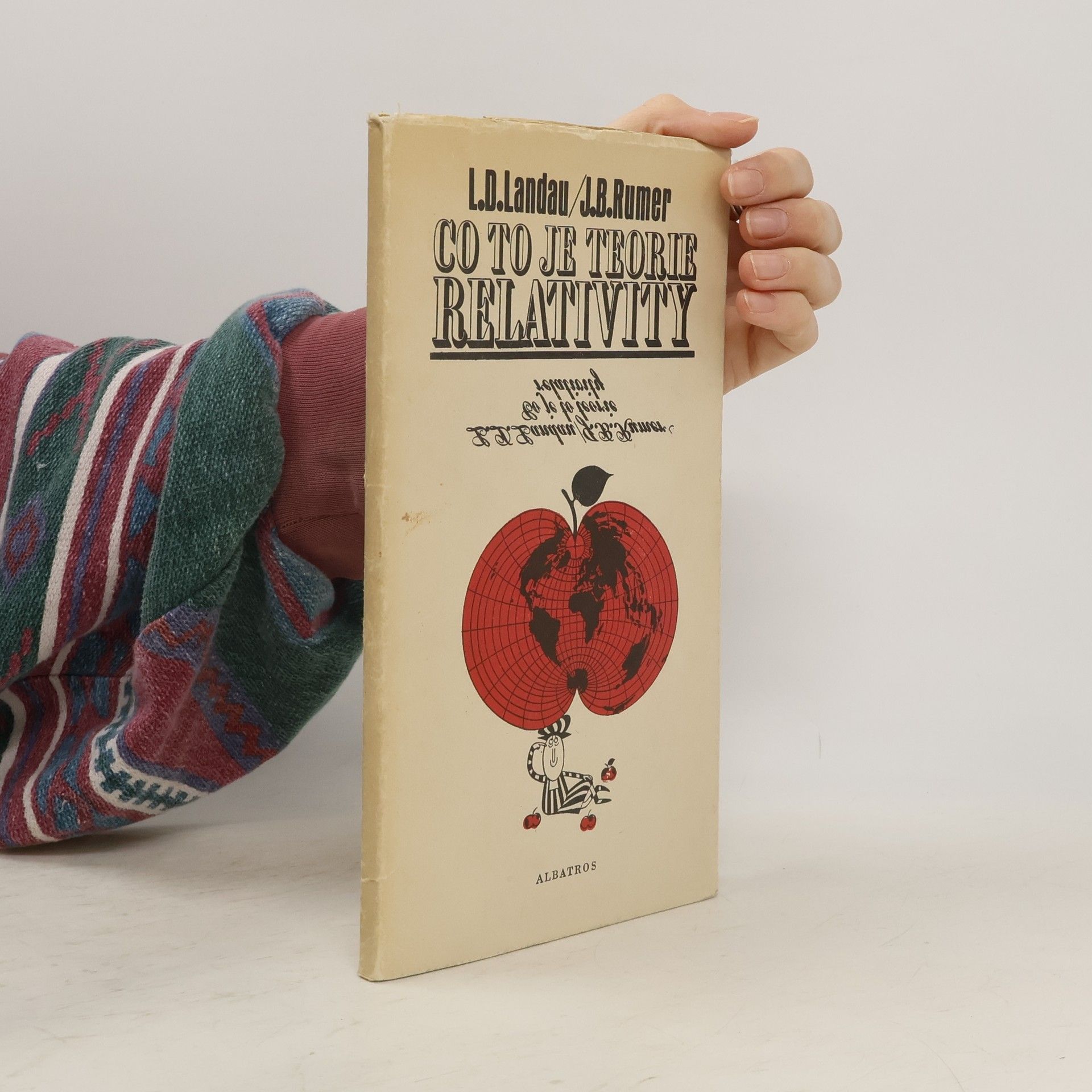 Various authors Co to je teorie relativity