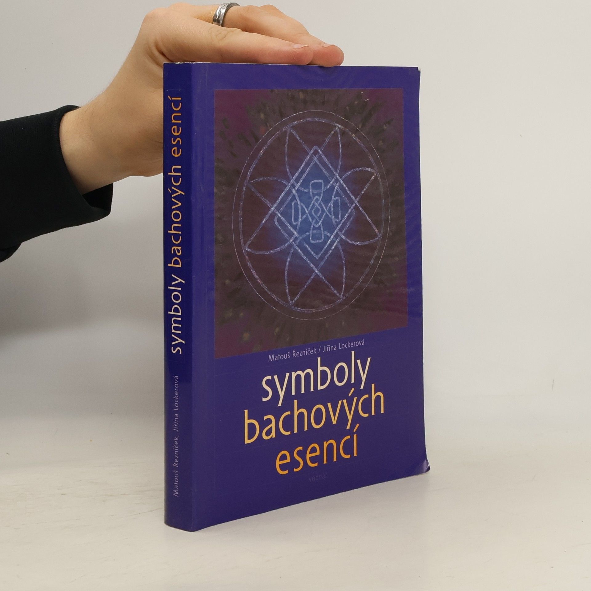 Matouš Řezníček Symboly Bachových esencí jako úvod do elementární terapie