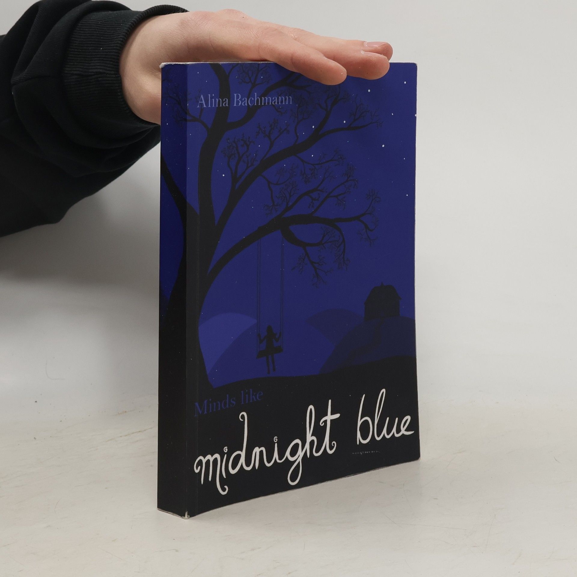 Alina Bachmann Minds Like Midnight Blue