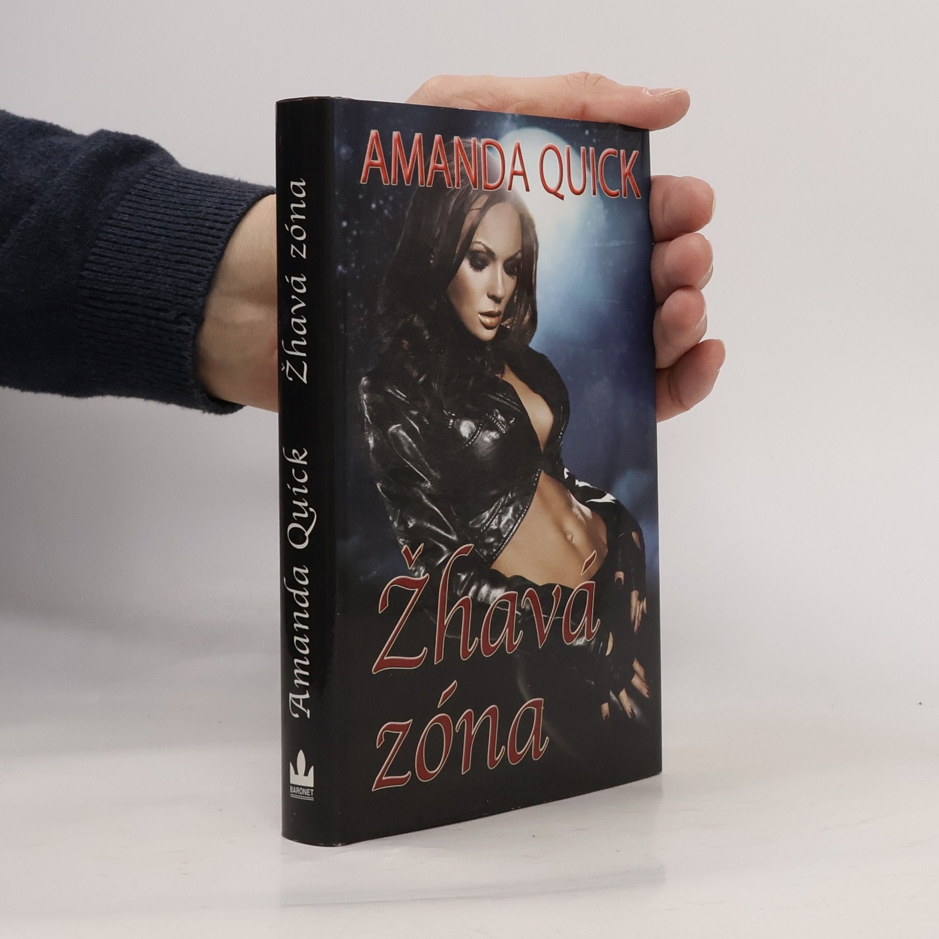 Jayne Ann Krentz Žhavá zóna