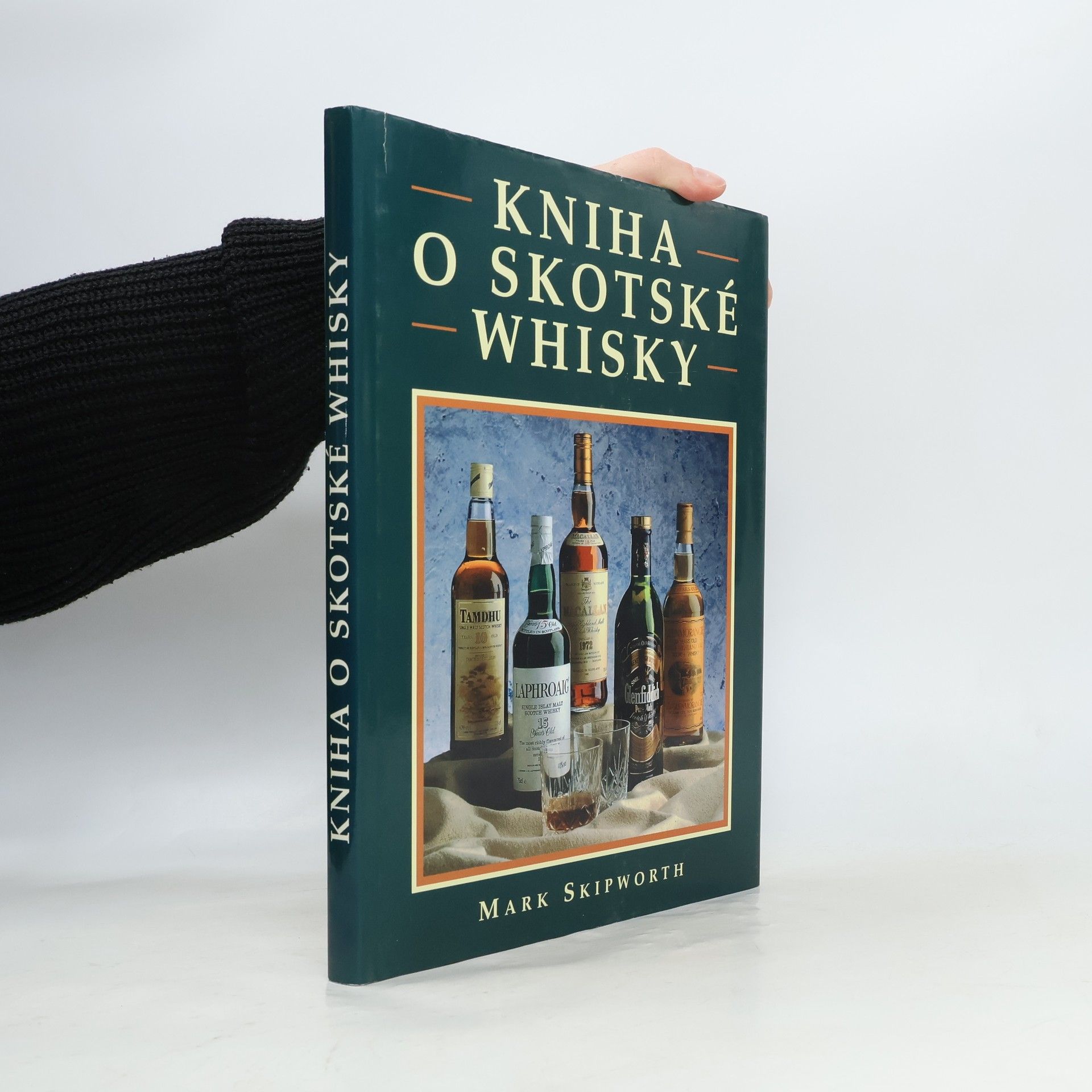 Mark Skipworth Kniha o skotské whisky