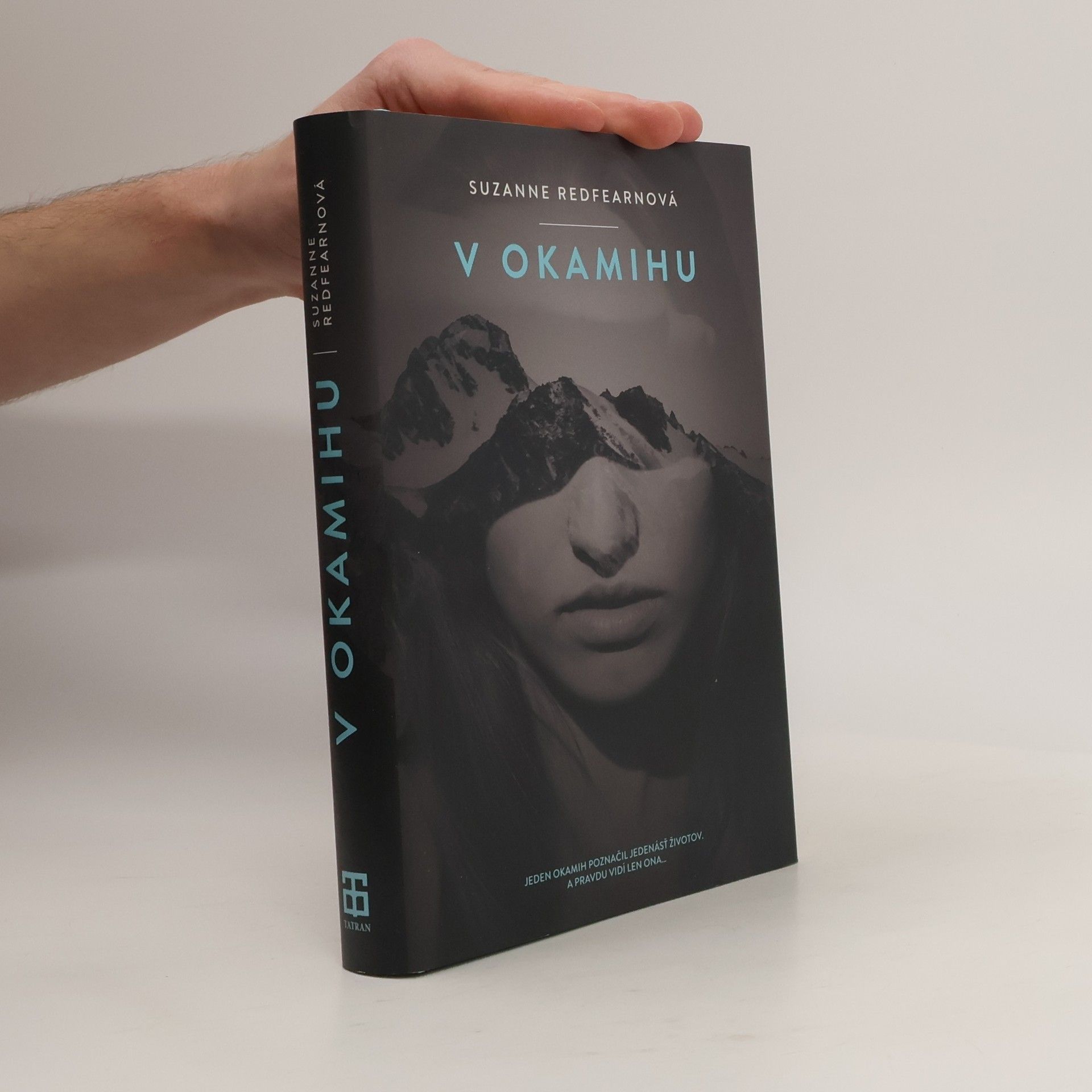 Suzanne Redfearn V okamihu