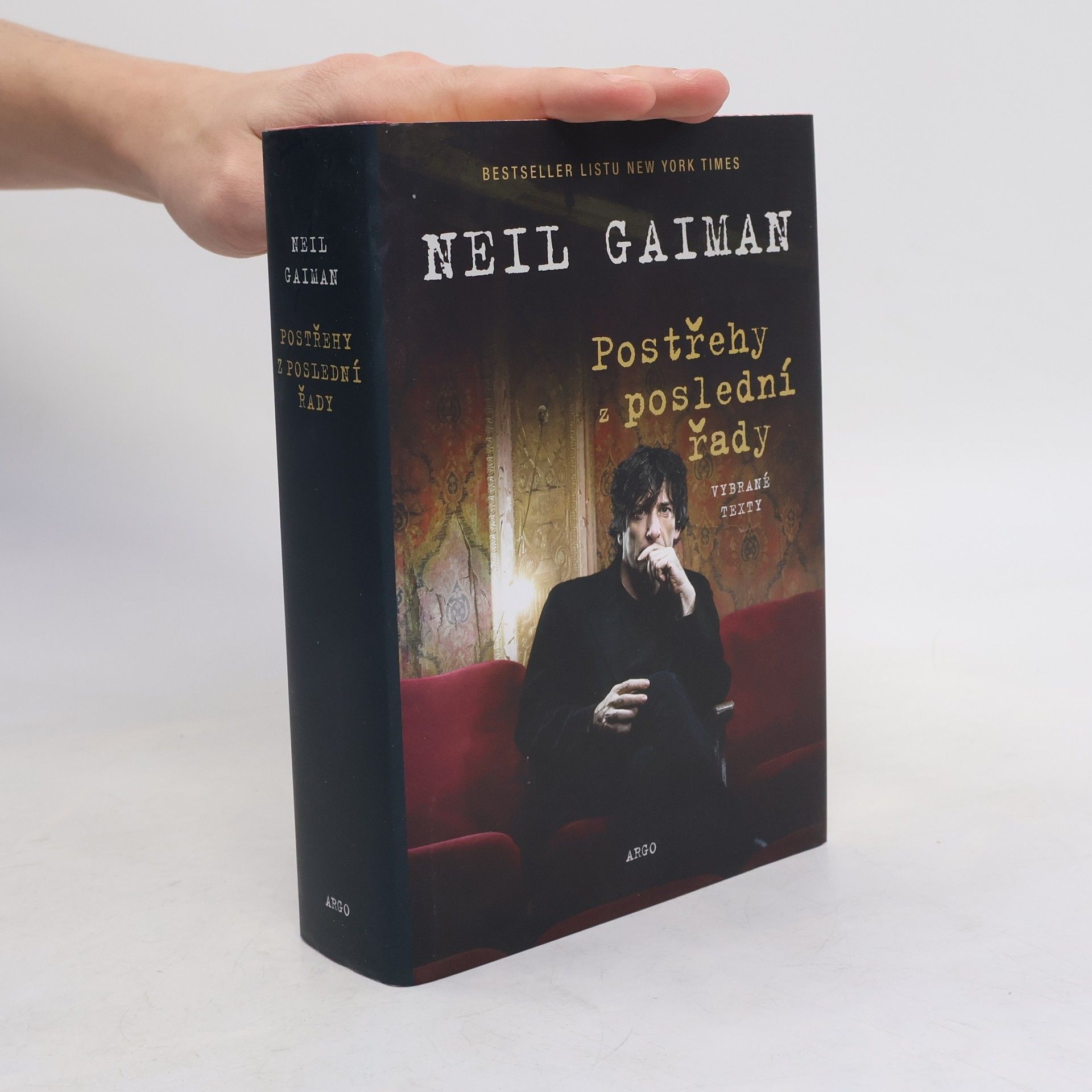 Neil Gaiman Postřehy z poslední řady: Vybrané texty