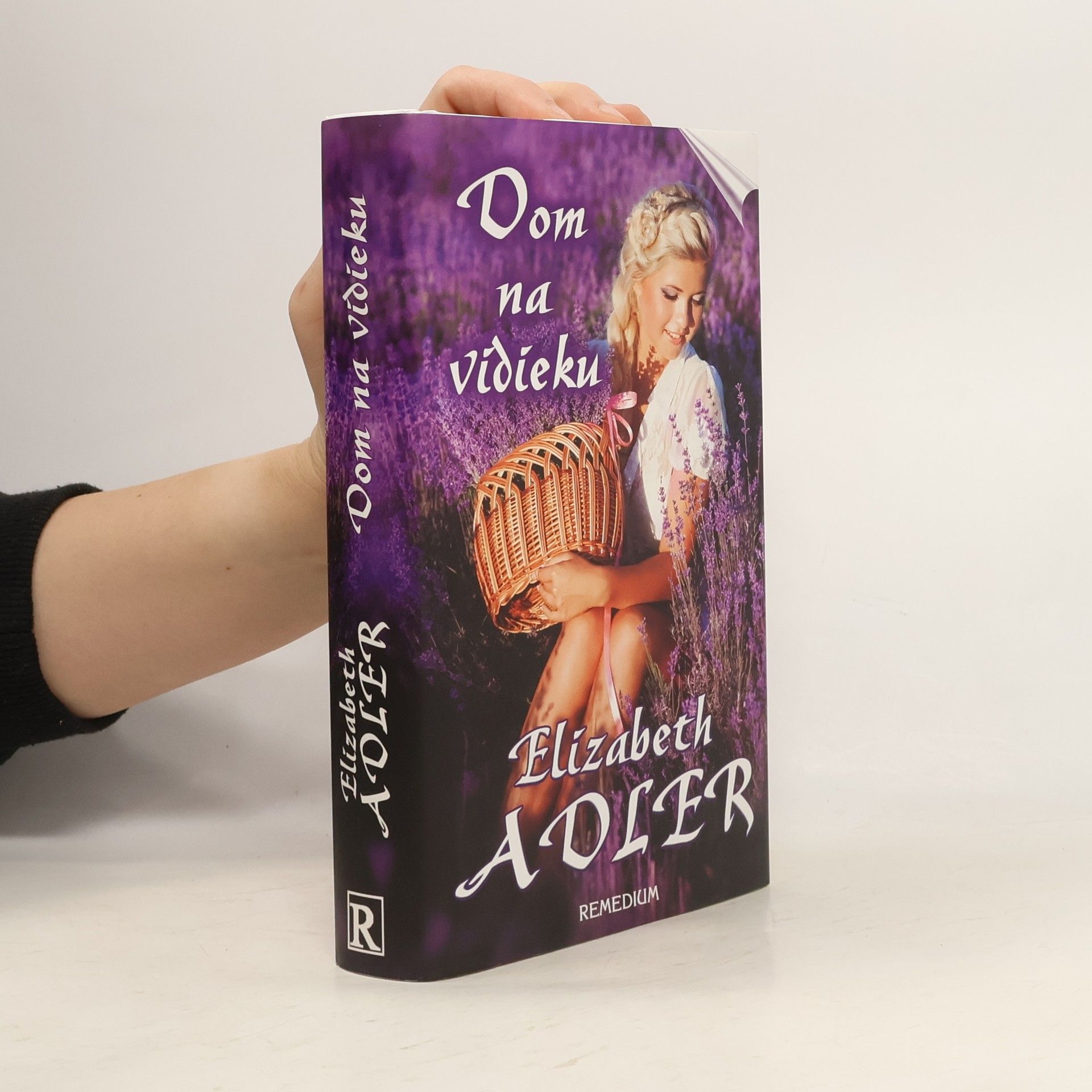 Elizabeth Adler Dom na vidieku