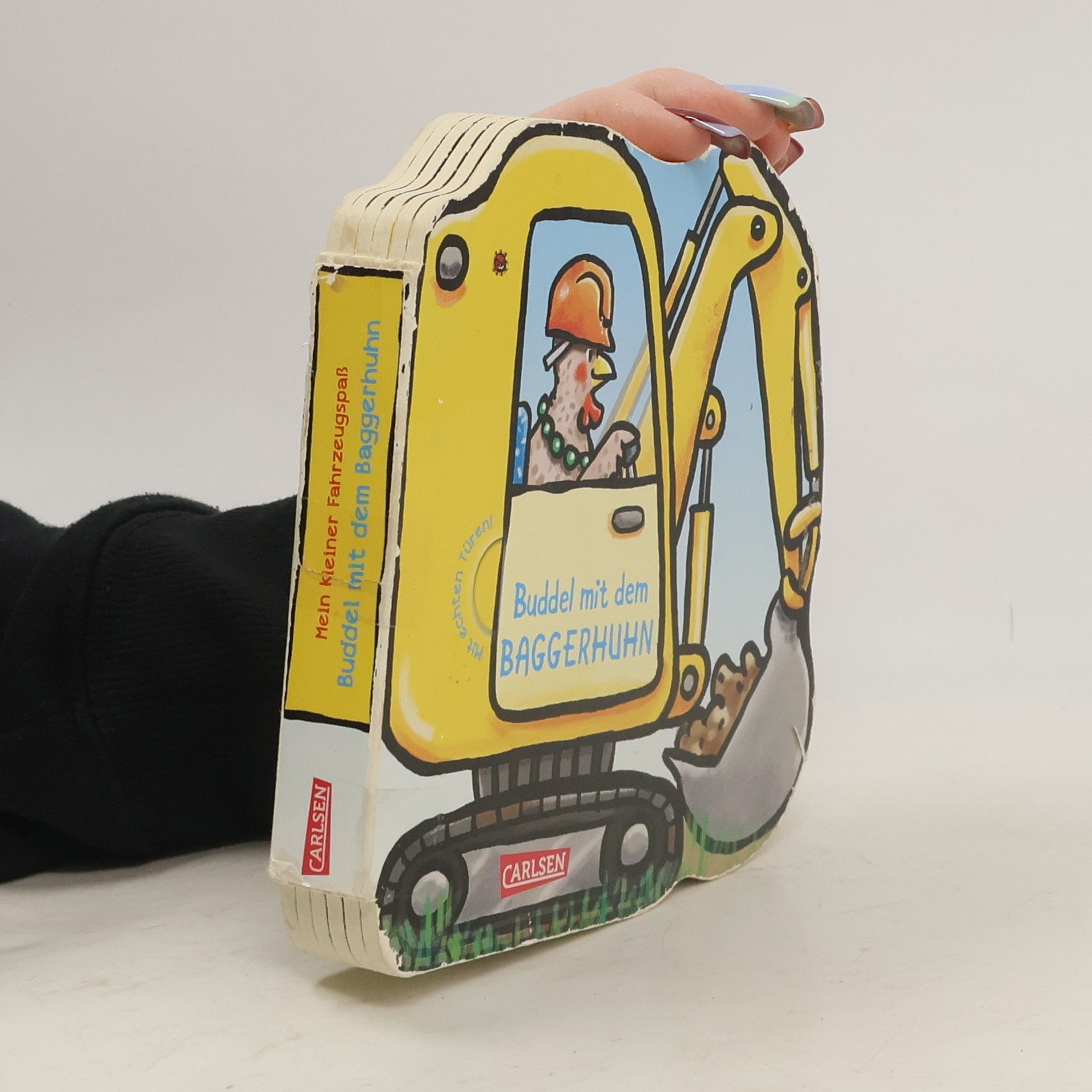 Katharina Wieker Buddel mit dem Baggerhuhn