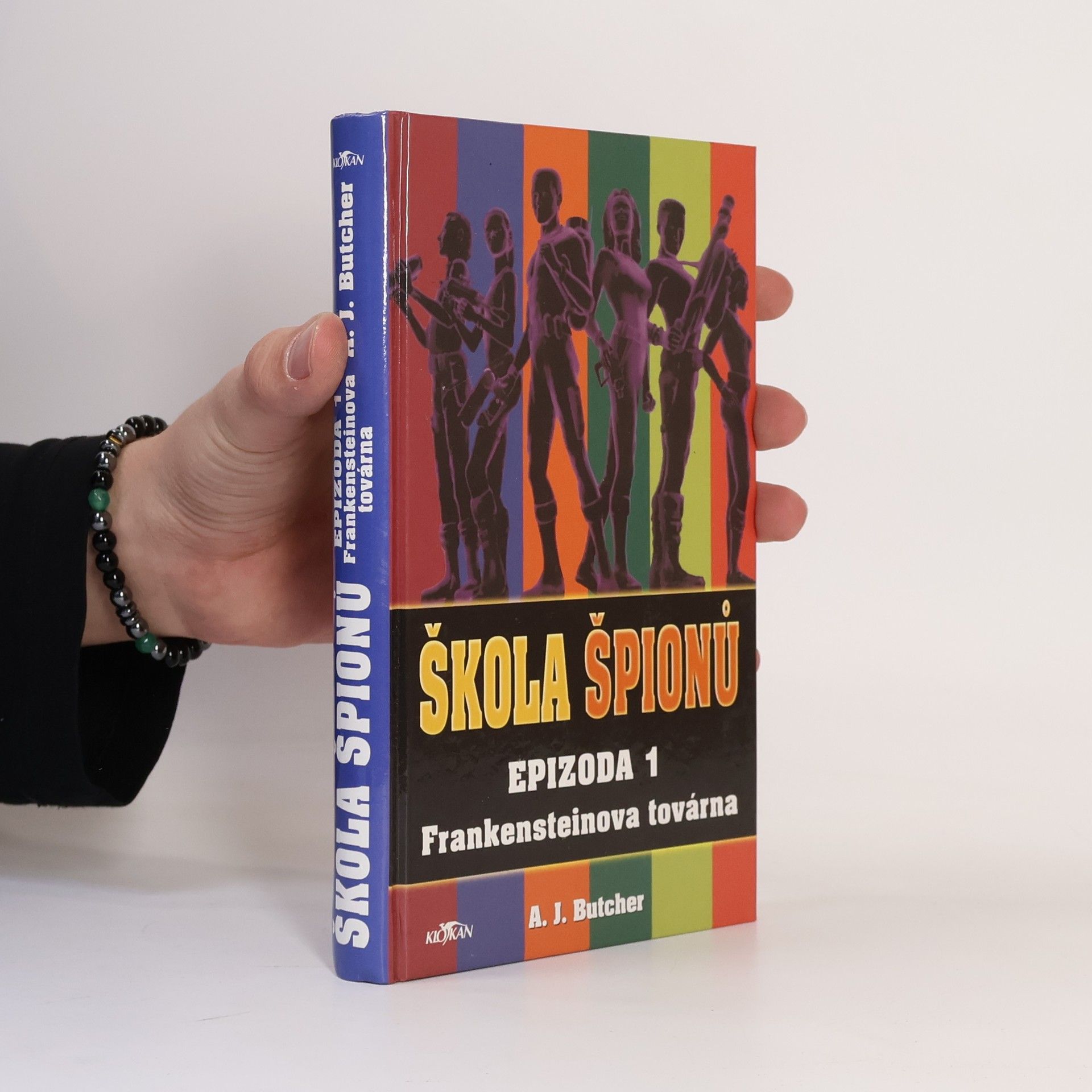 A. J. Butcher Škola špionů. Epizoda 1. Frankensteinova továrna