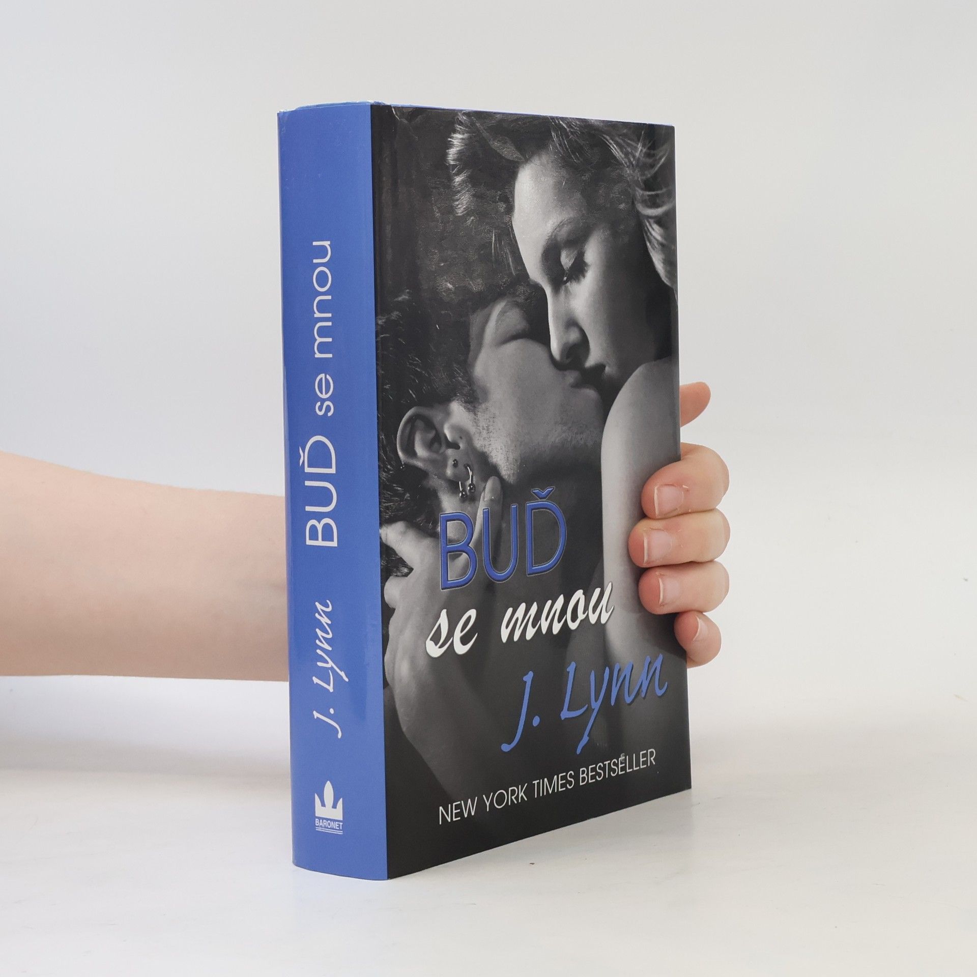 Jennifer L. Armentrout Buď se mnou