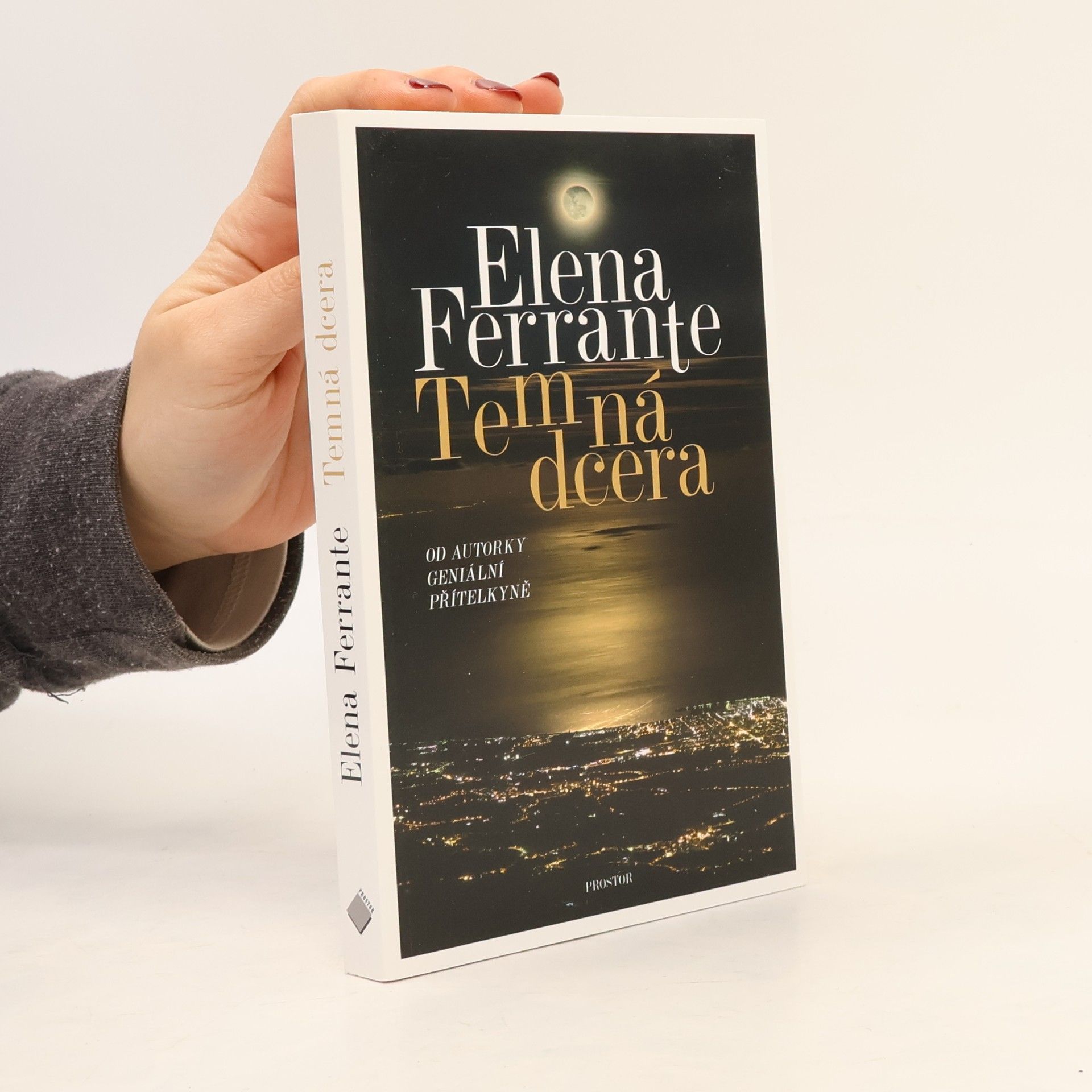 Elena Ferrante Temná dcera
