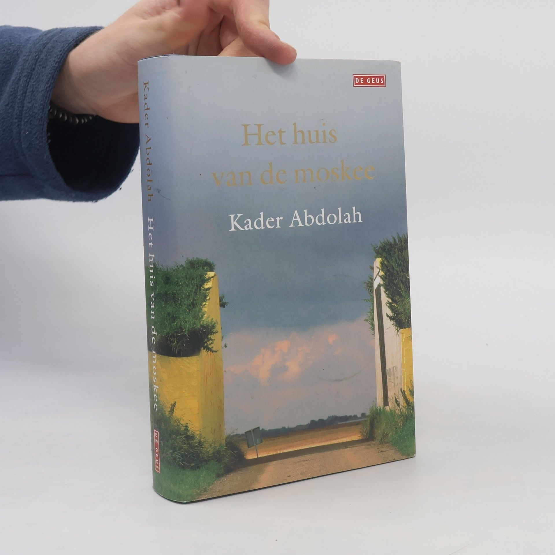 Kader Abdolah Het huis van de moskee