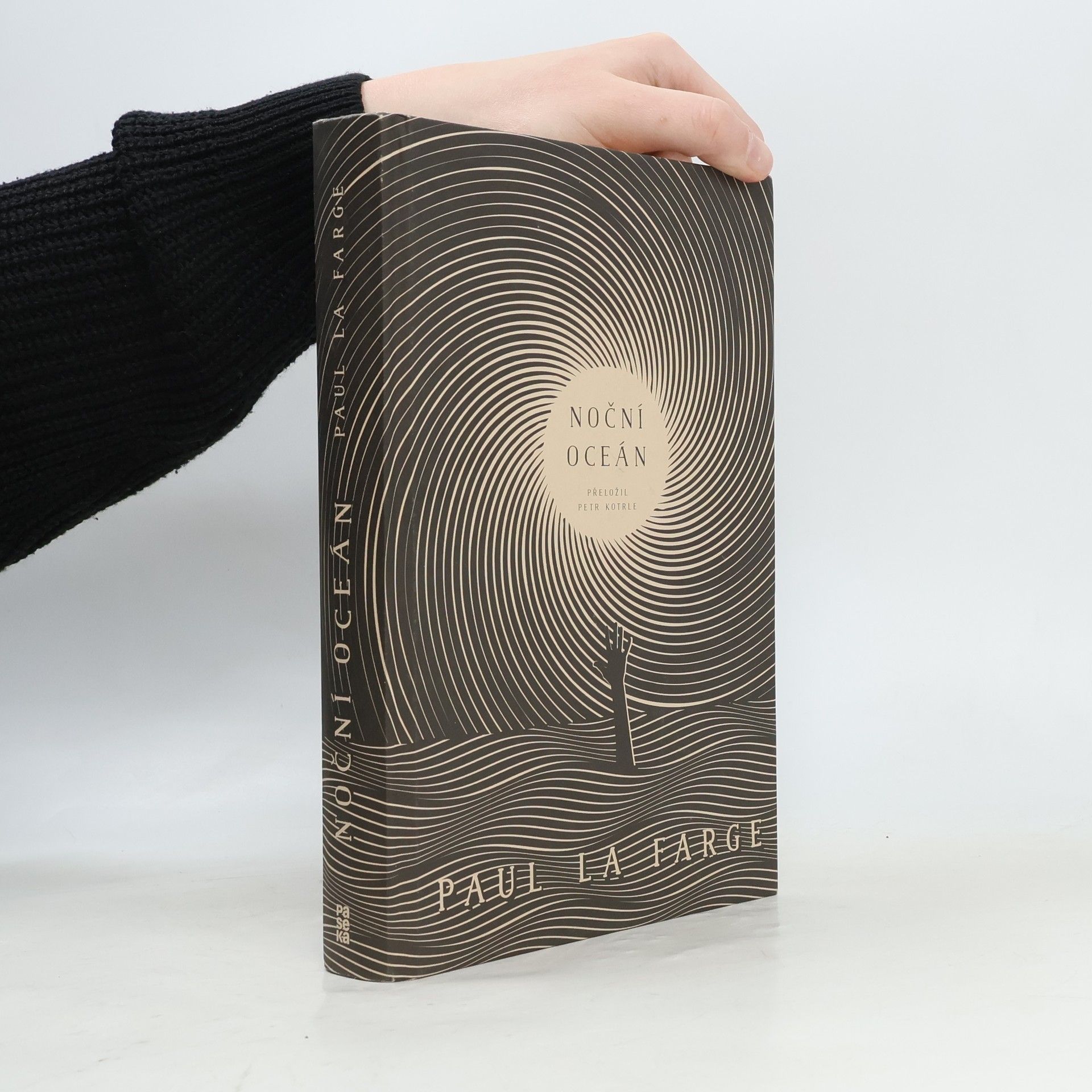 Paul La Farge Noční oceán