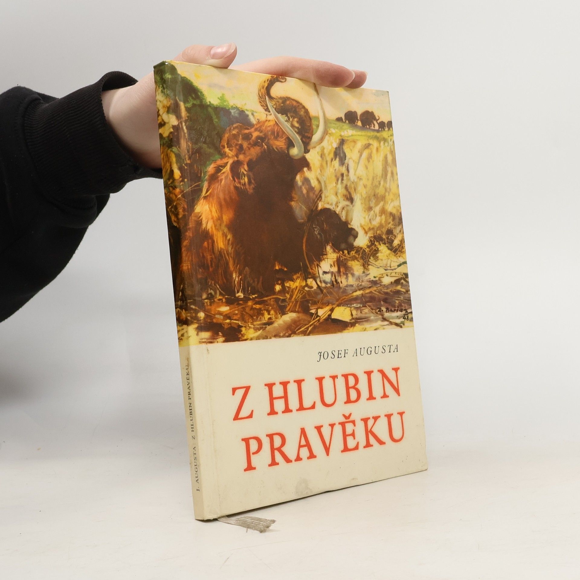 Josef Augusta Z hlubin pravěku