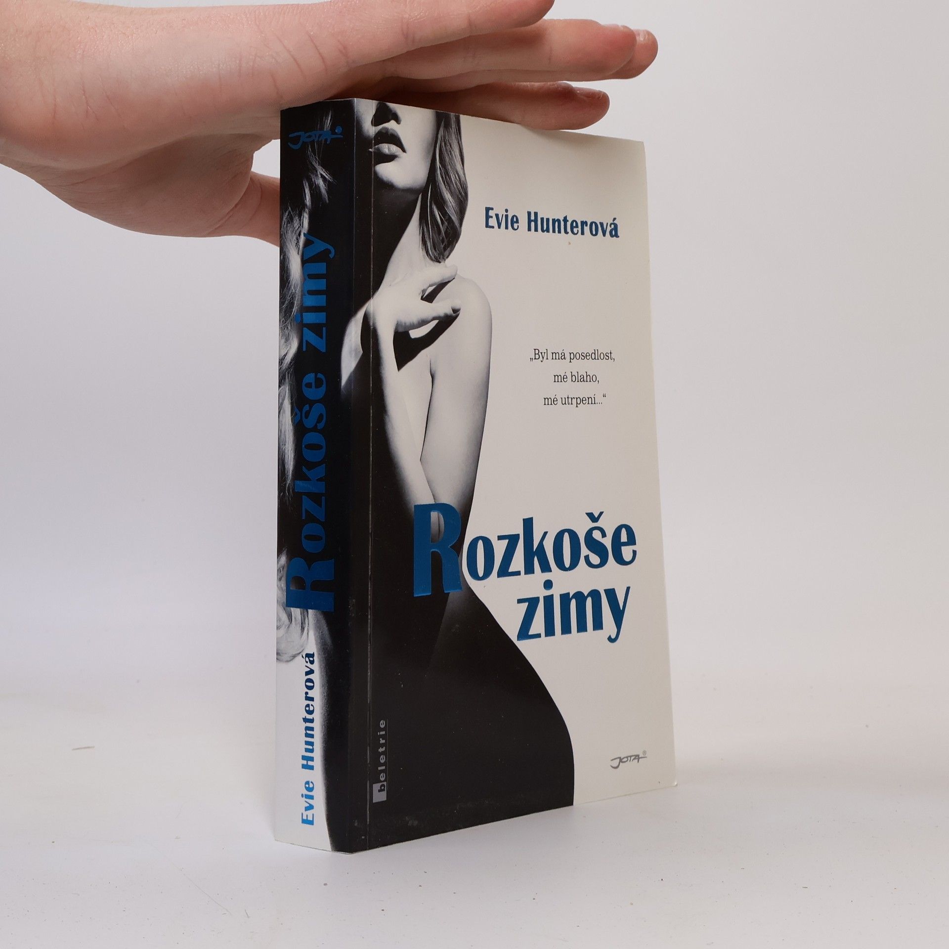 Evie Hunter Rozkoše zimy