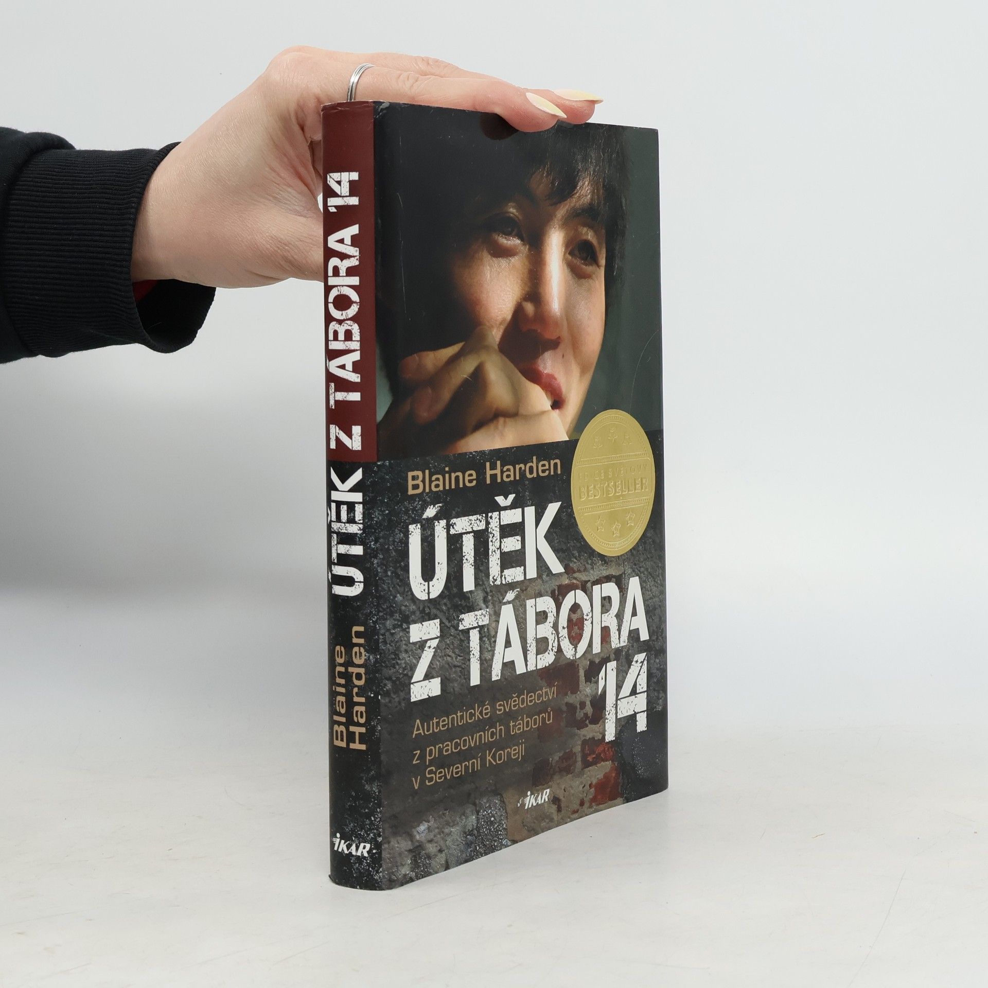 Blaine Harden Útěk z Tábora 14